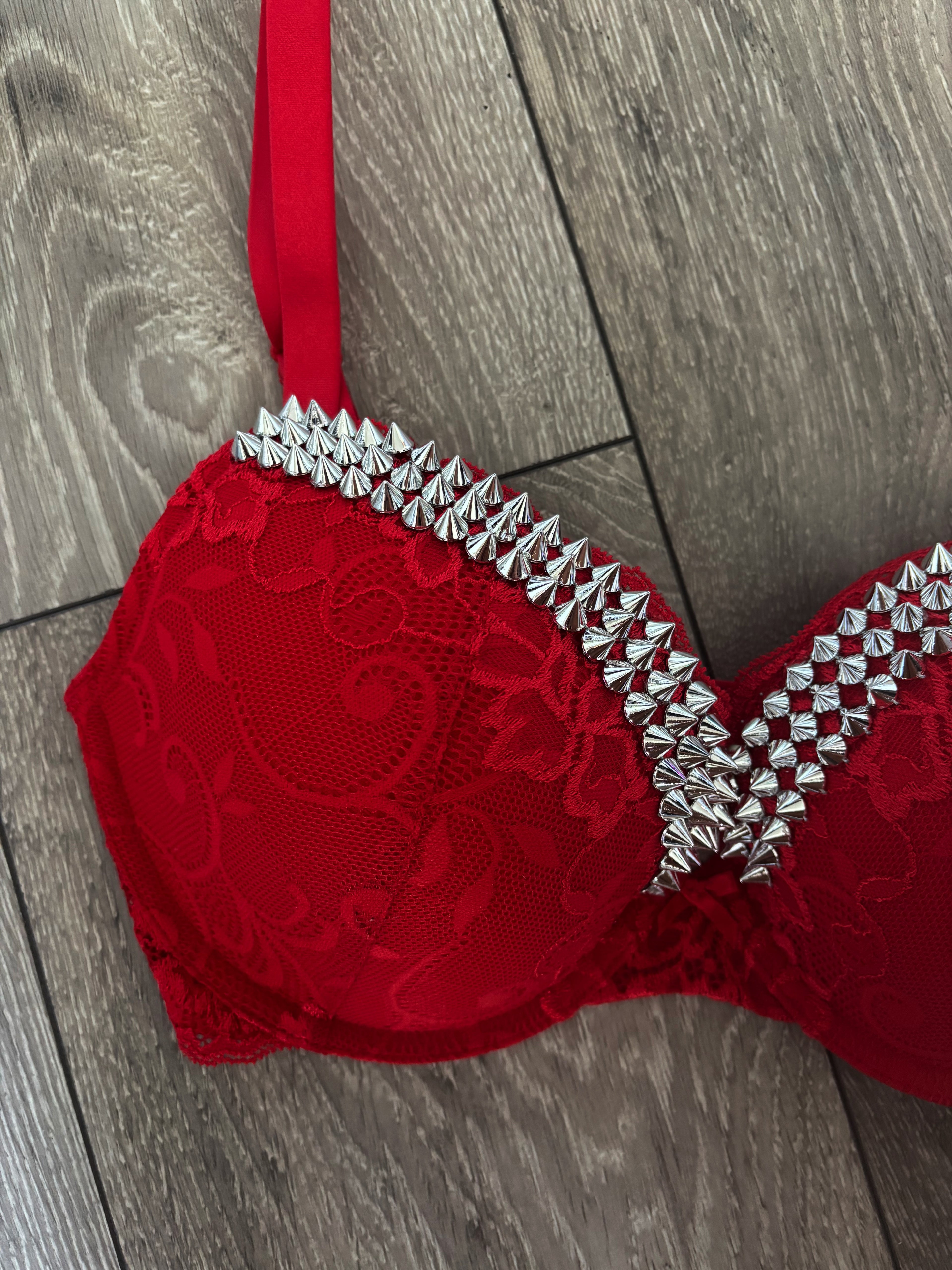 (More Sizes) Red Y2K single strip (no cross) push up bra