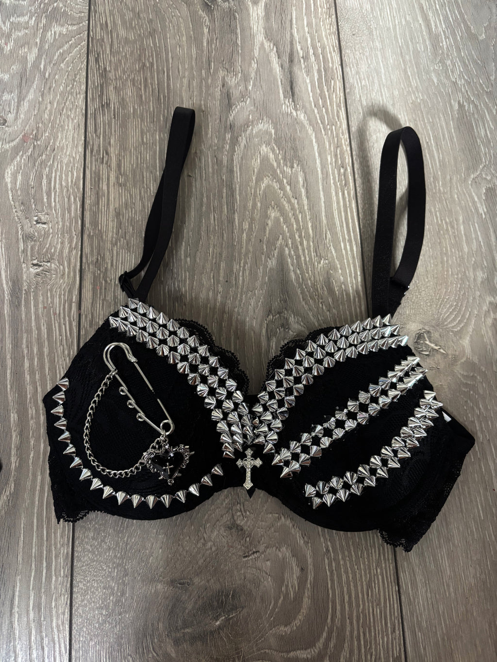 The Black Swan (More Sizes) (with cross) Spiked push up bra