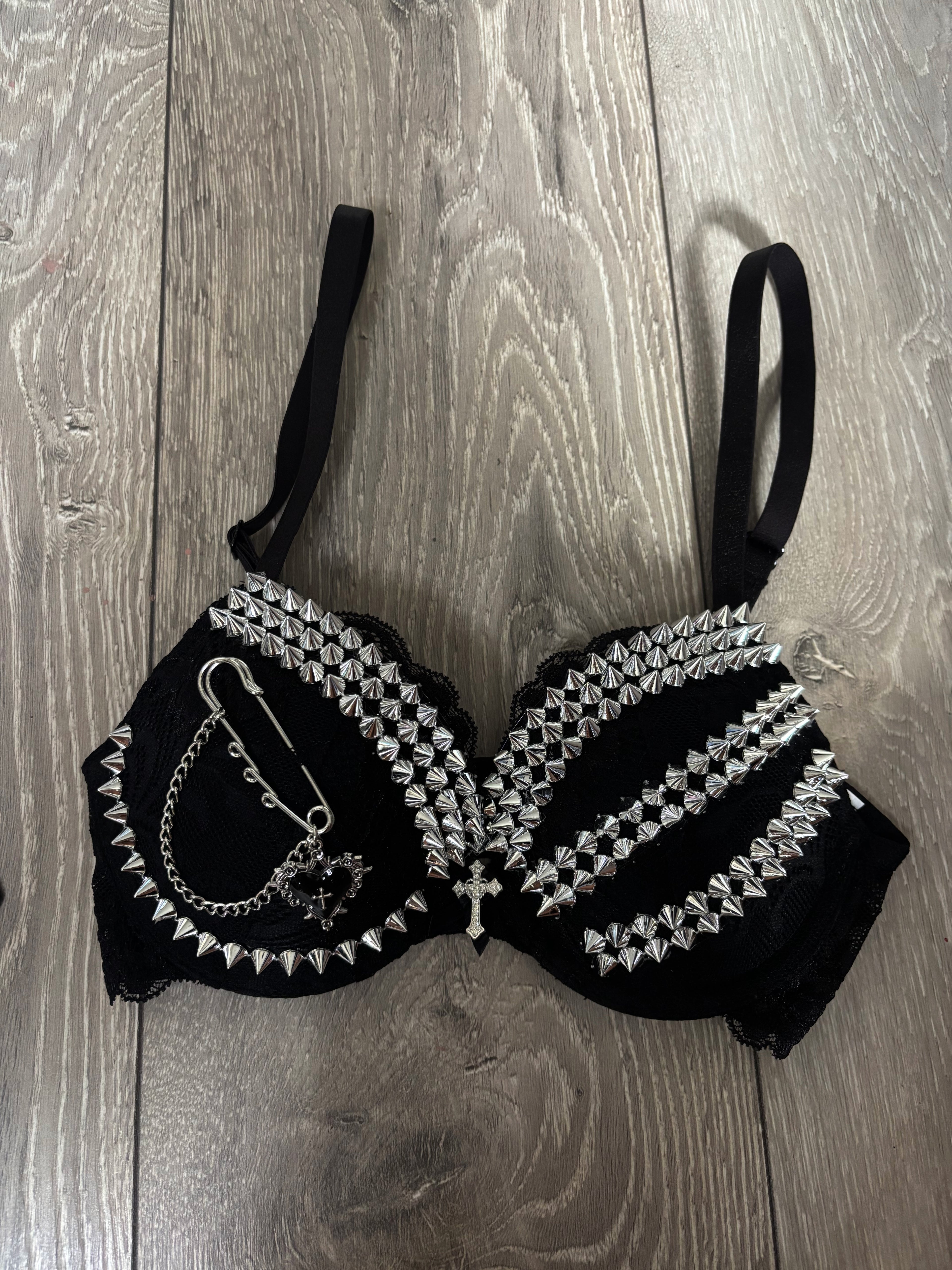 The Black Swan (More Sizes) (with cross) Spiked push up bra