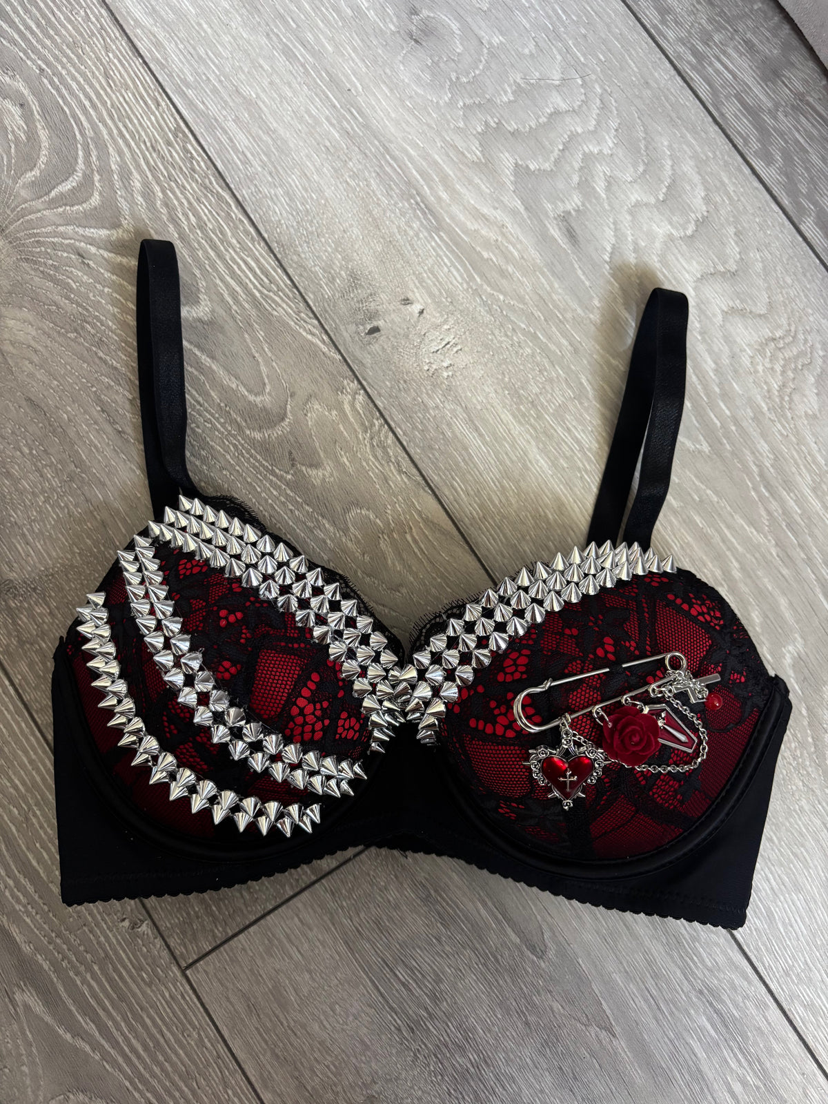 The Eternal Romance Spiked adjustable gothic pin (no cross) push up bra