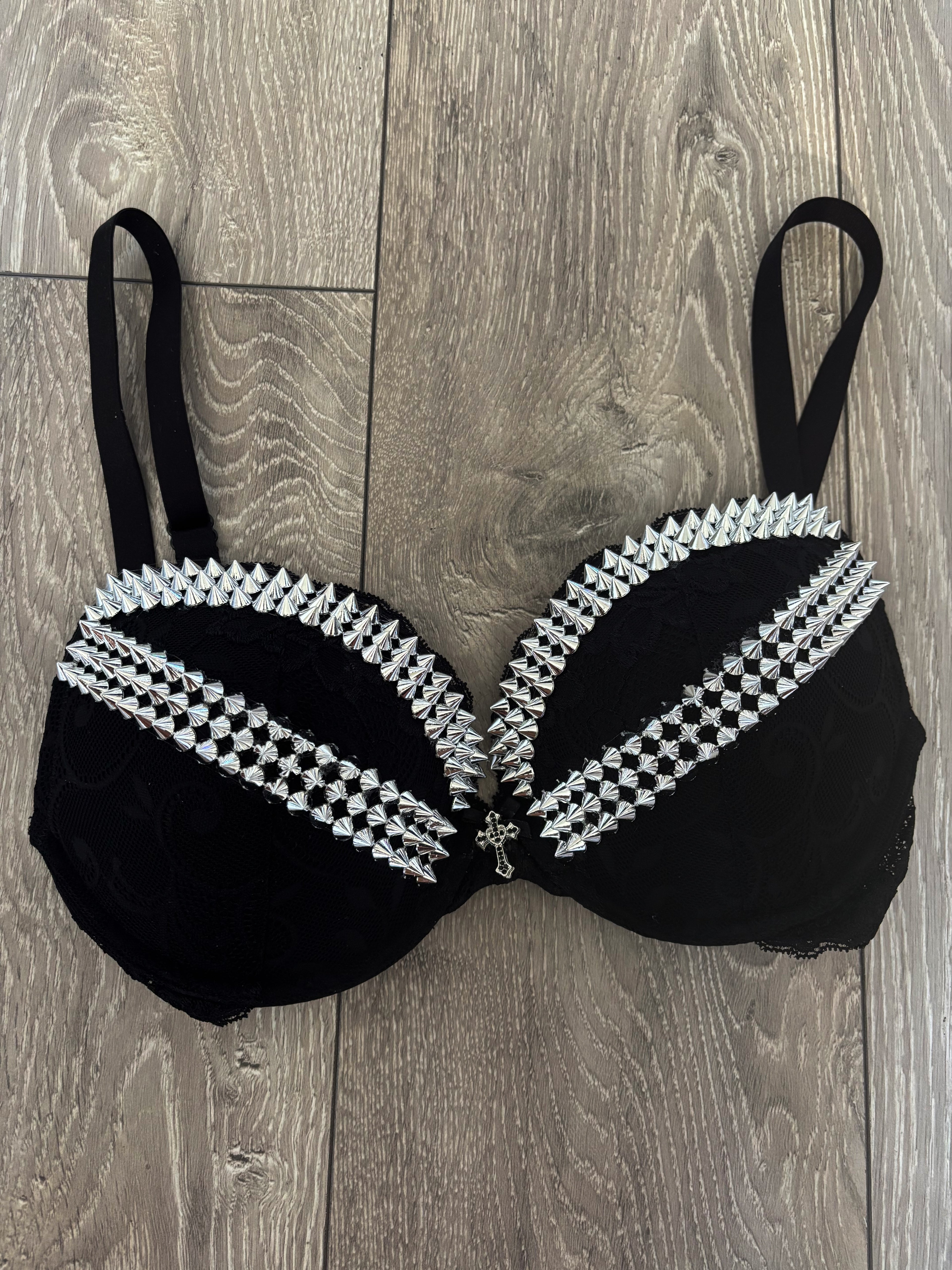(More sizes) black Y2K (with cross) spiked push up bra