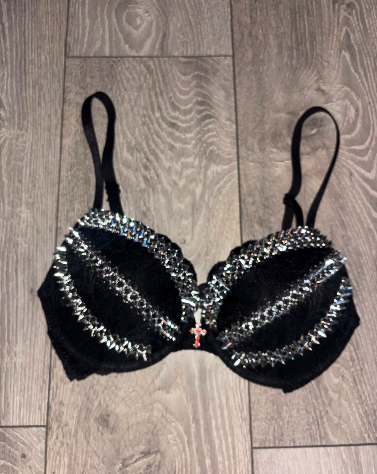 (More sizes) Triple Spiked black Y2K (with cross) push up bra