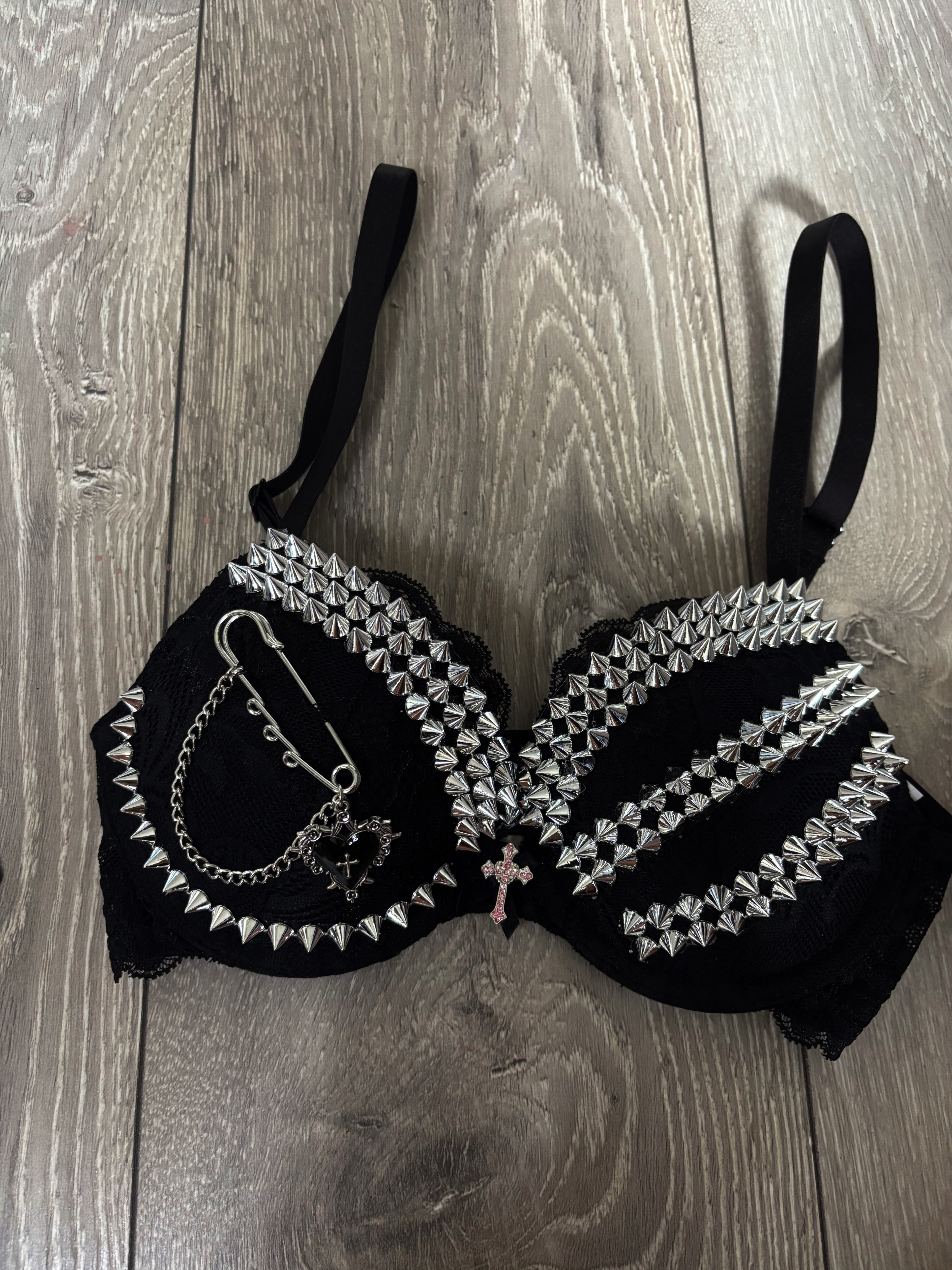 The Black Swan (More Sizes) (with cross) Spiked push up bra