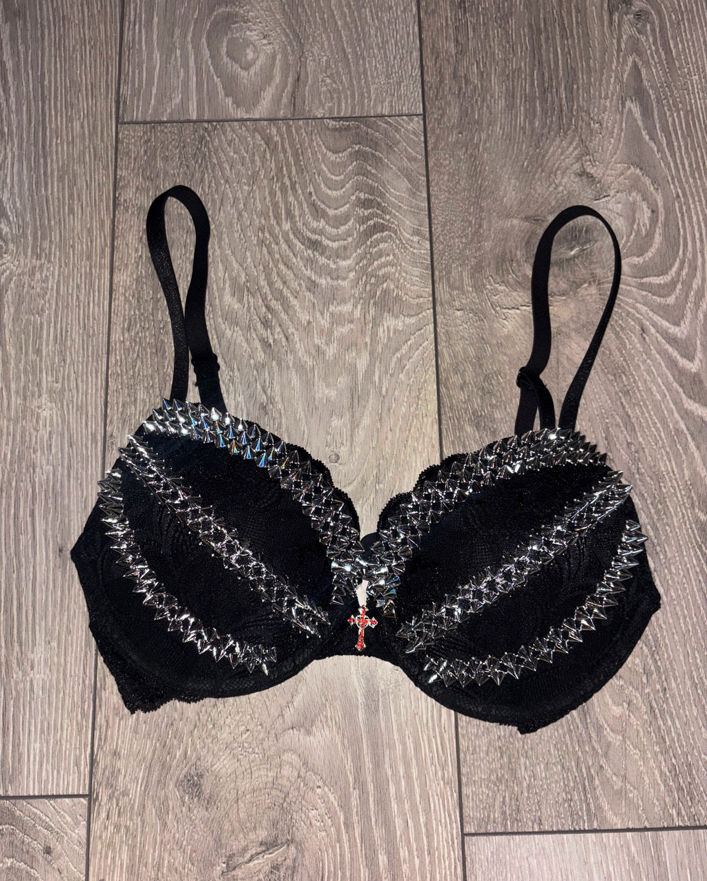 (More sizes) Triple Spiked black Y2K (with cross) push up bra