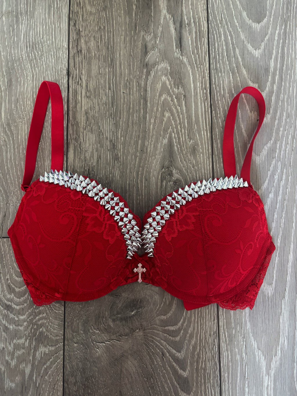 (More Sizes) Red Y2K single strip (with cross) spiked push up bra