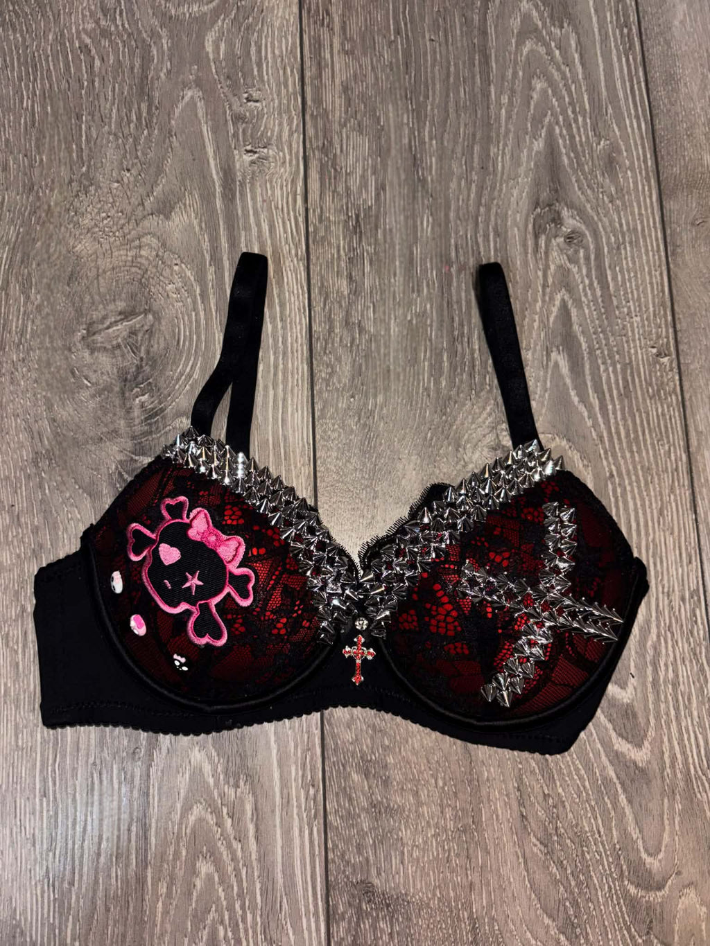 Red Skull Crush Spiked (with cross) push up bra
