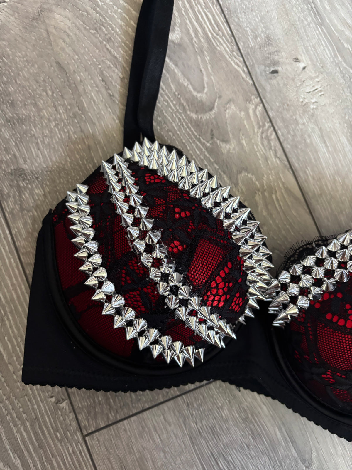 The Eternal Romance Spiked adjustable gothic pin (no cross) push up bra