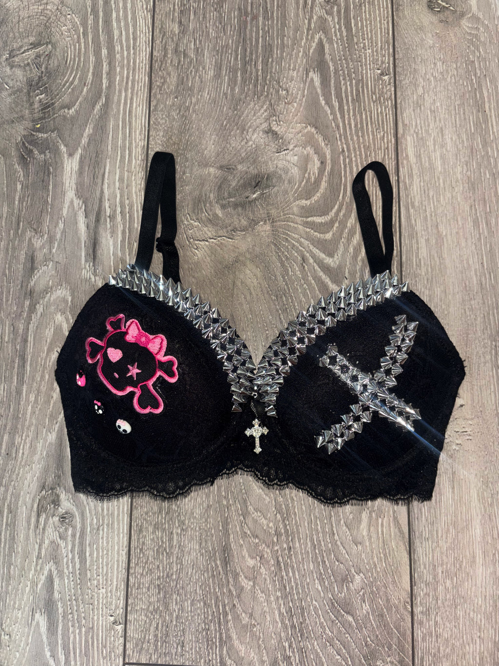 Black Skull Crush Spiked (with cross) push up bra