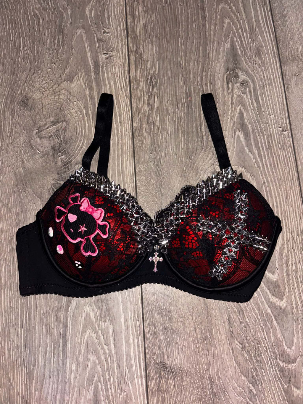 Red Skull Crush Spiked (with cross) push up bra