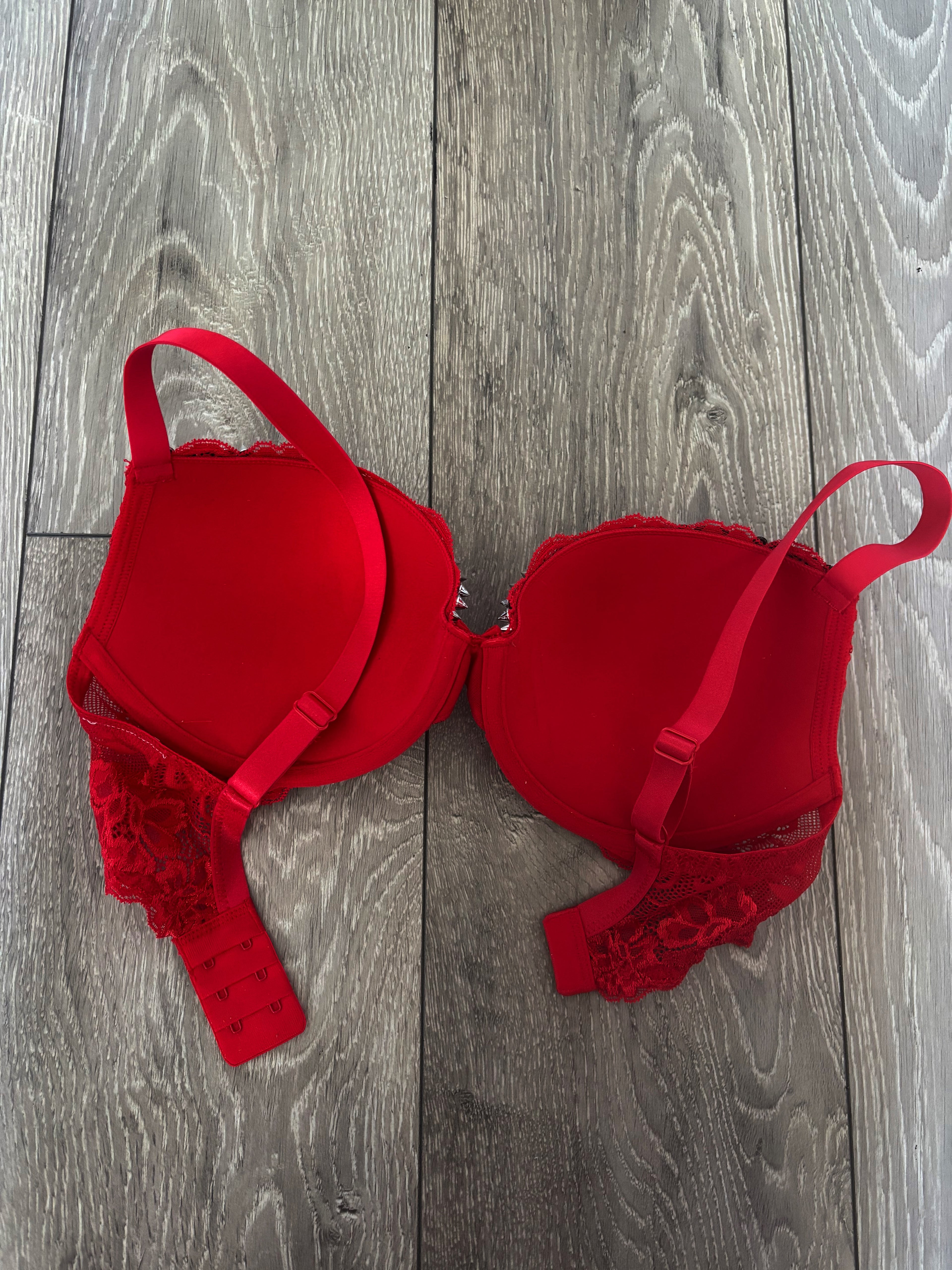 (More Sizes) Red Y2K single strip (no cross) push up bra