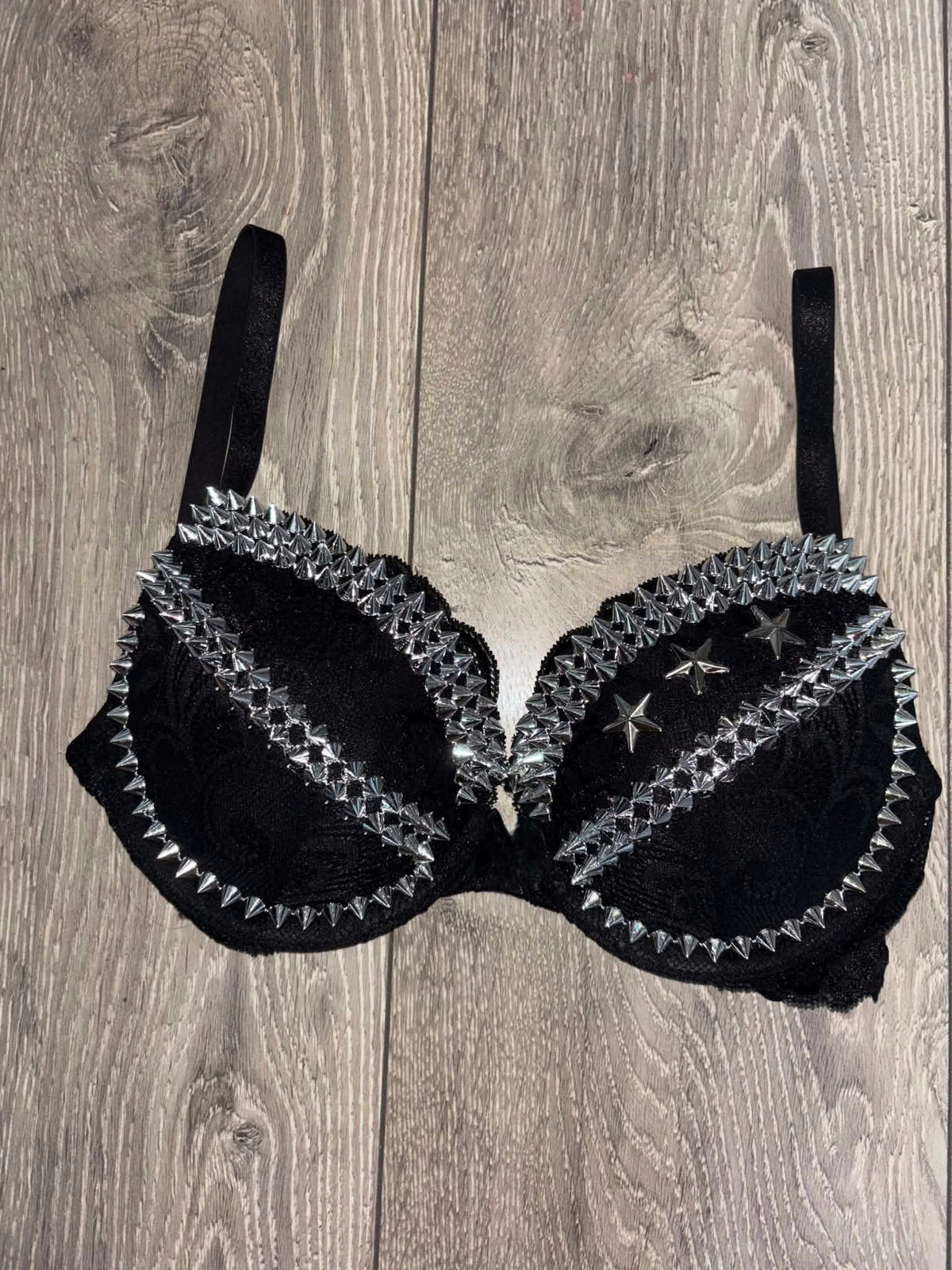 The Black Crossover Spiked (more sizes) (no cross) Push Up Bra