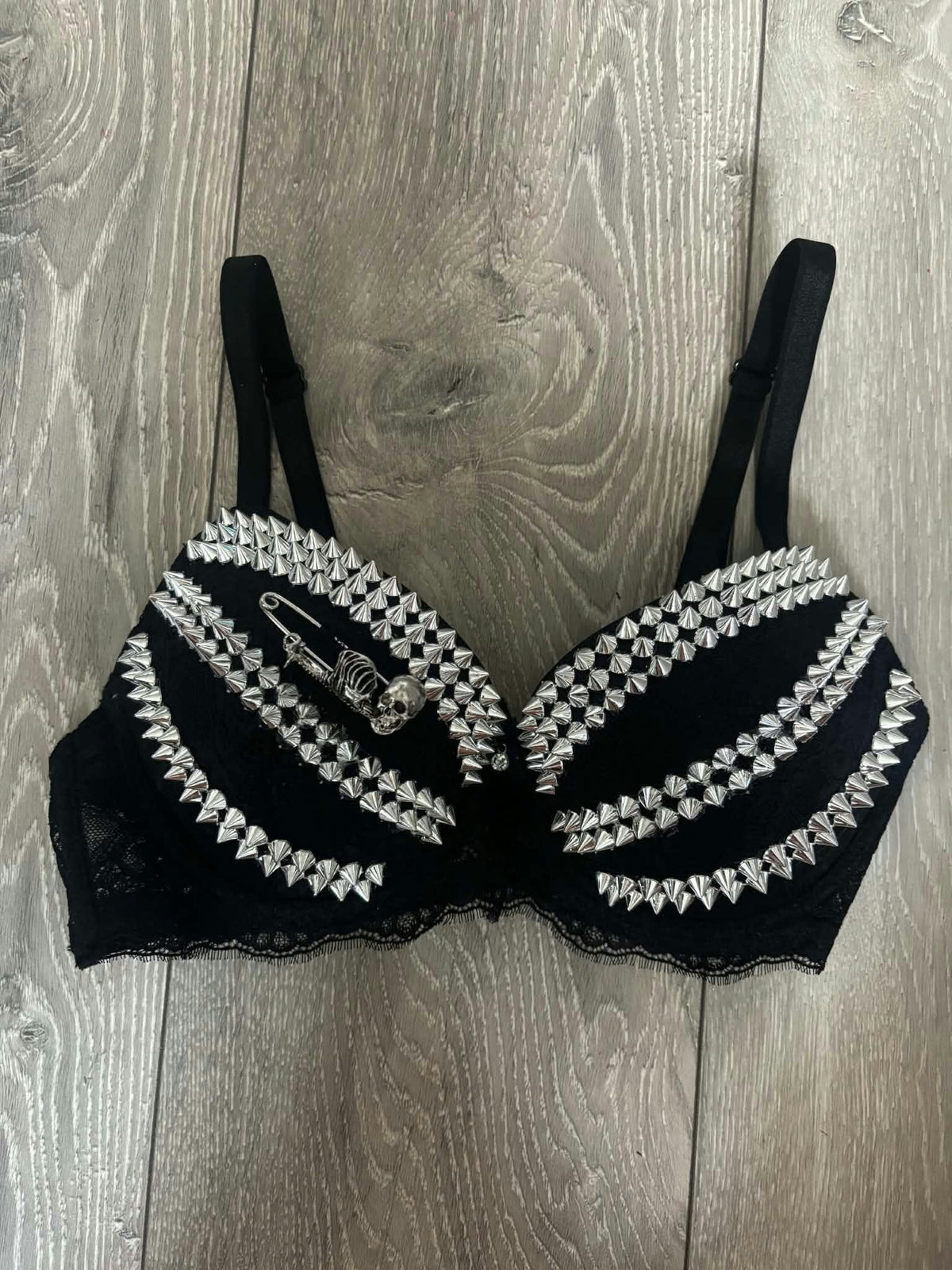 Black Skull Adjustable Pin Spiked push up bra (no cross)