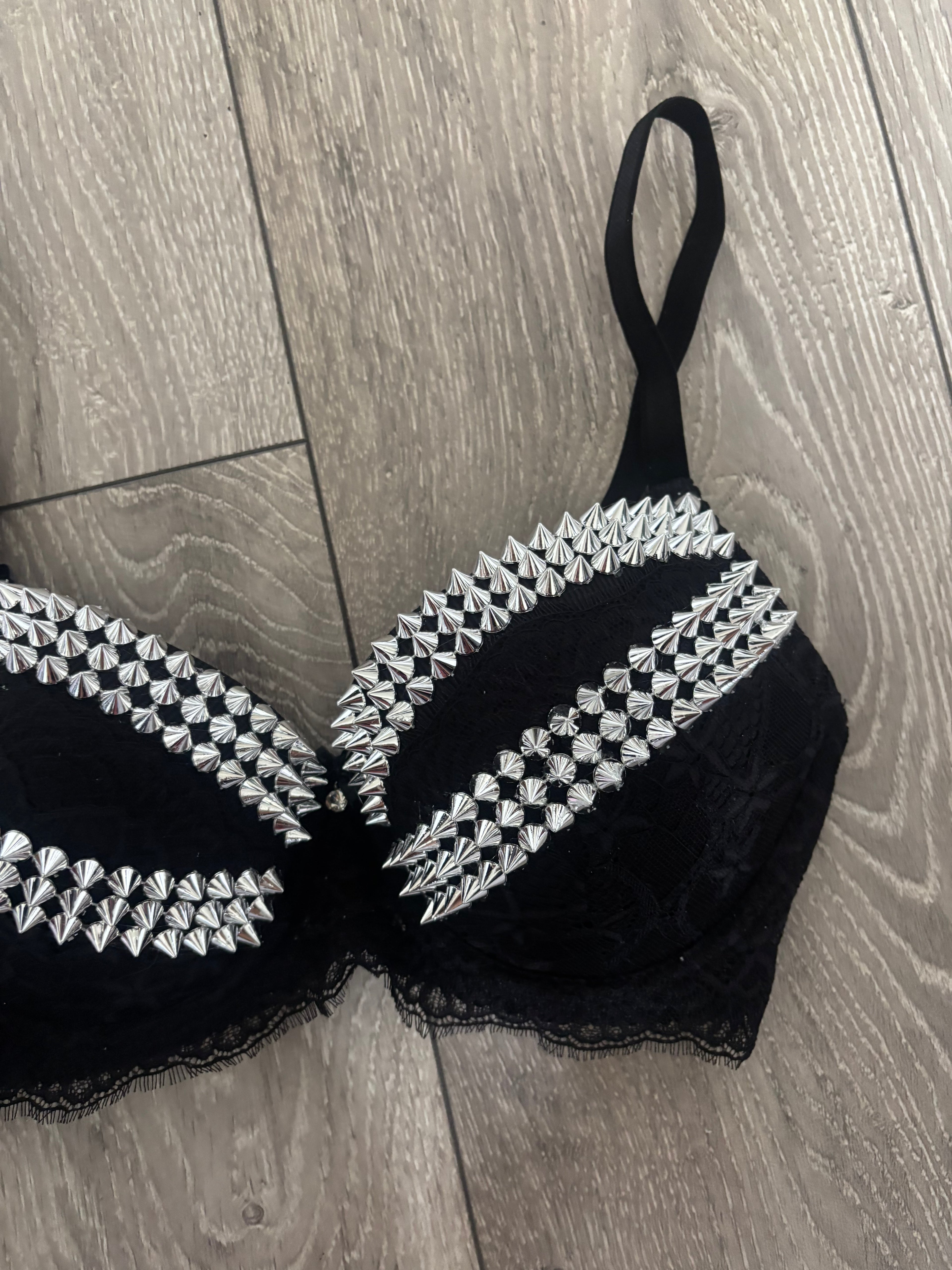Black Y2K (no cross) Spiked push up bra
