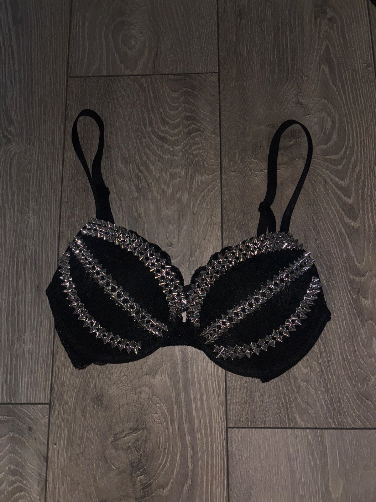 (More sizes) Triple Spiked black Y2K (without cross) push up bra