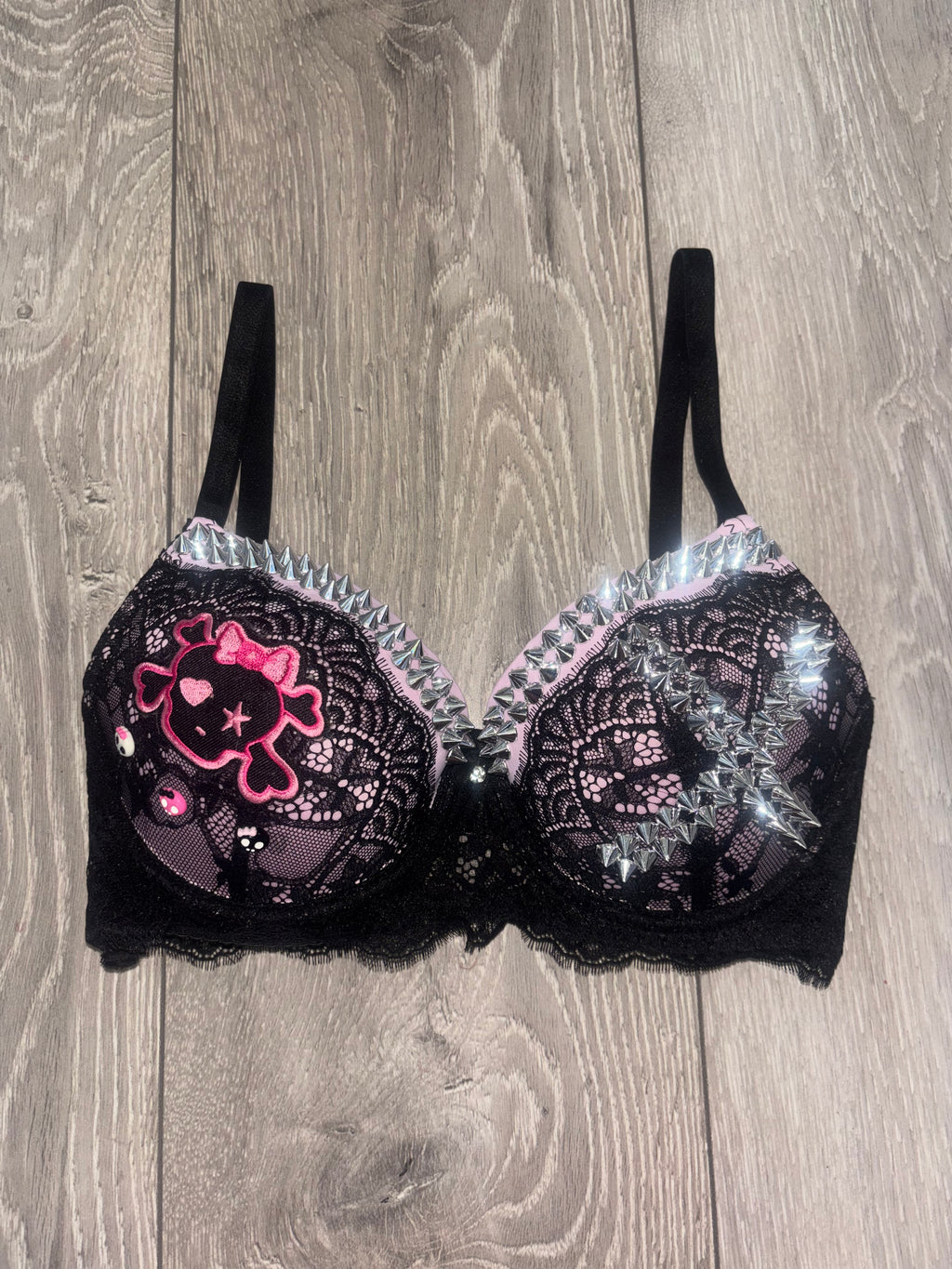 Pink Skull Crush Spiked (no cross) push up bra