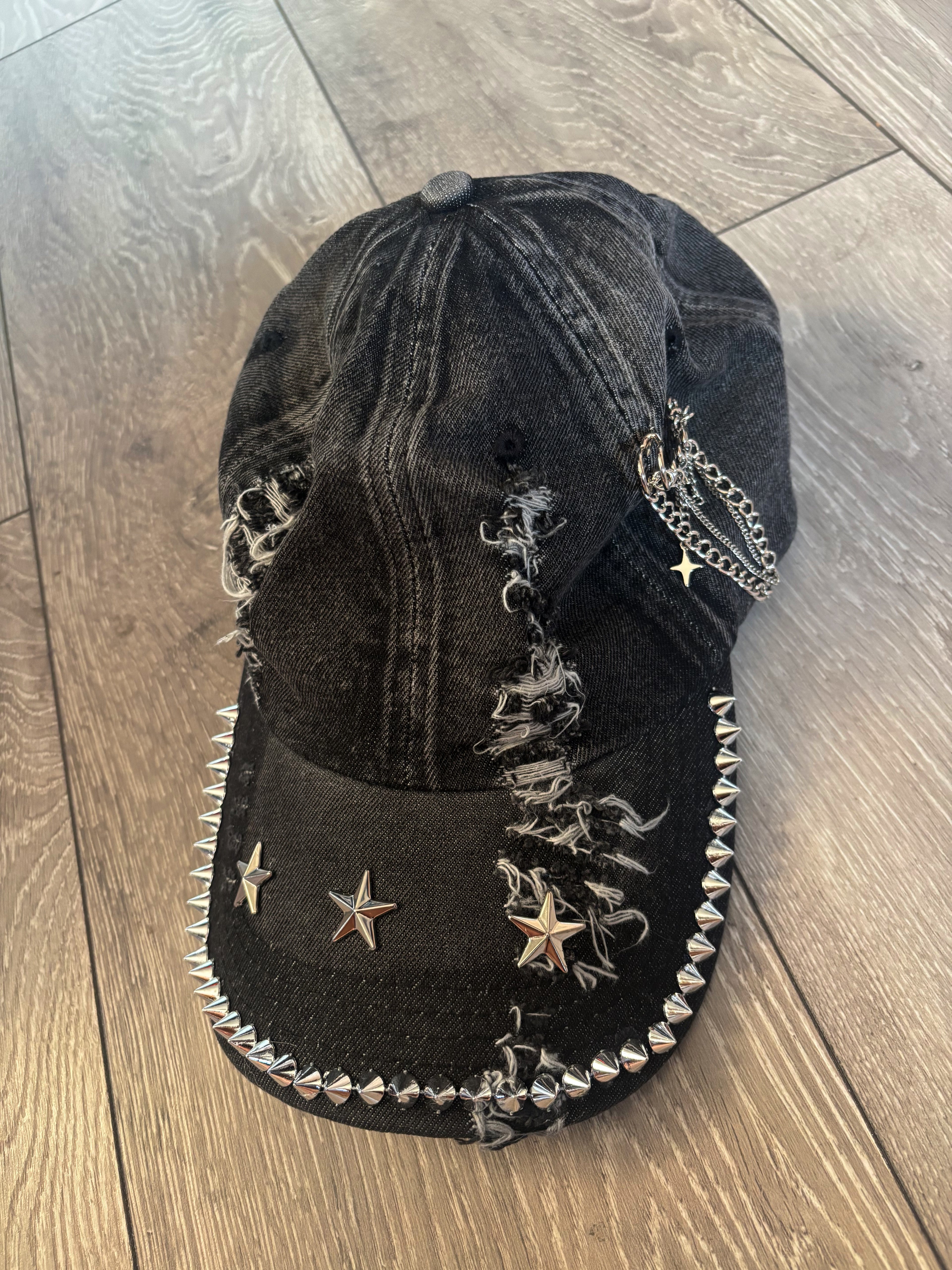 Deadstar charm pin cap