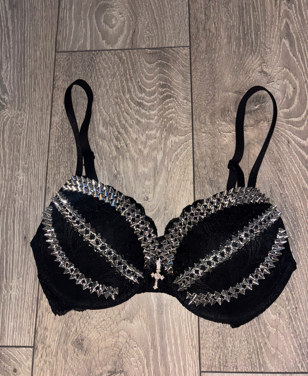 (More sizes) Triple Spiked black Y2K (with cross) push up bra