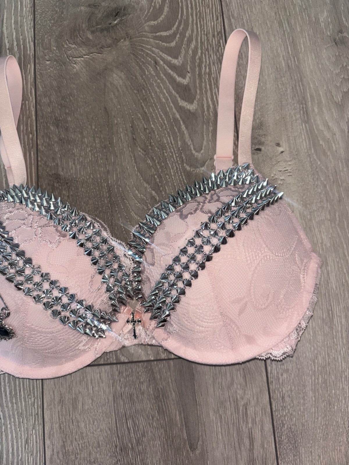 The Light Pink Swan 2 Spiked push up bra (with cross) (more sizes)