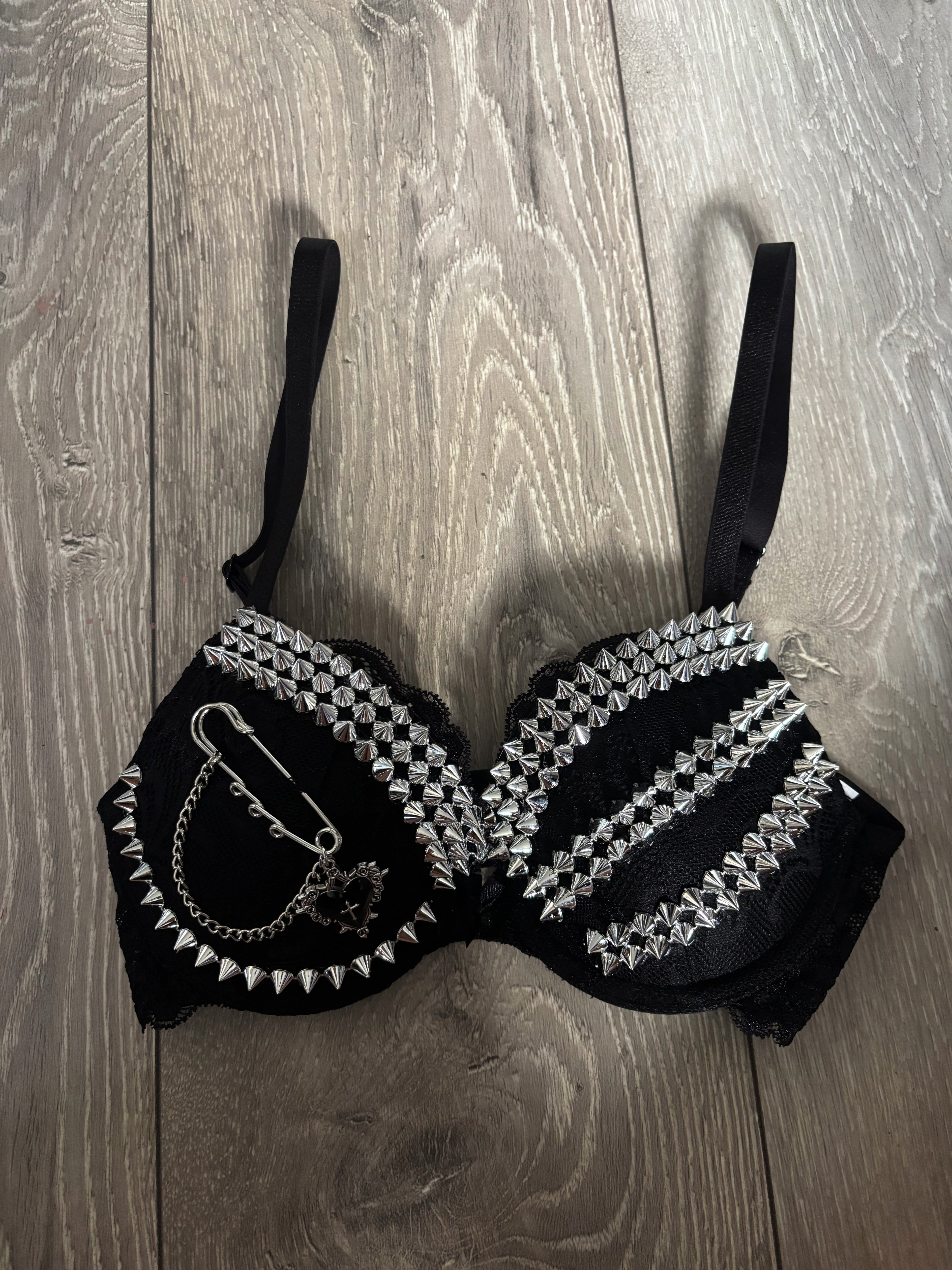 The Black Swan (More Sizes) (without cross) Spiked push up bra