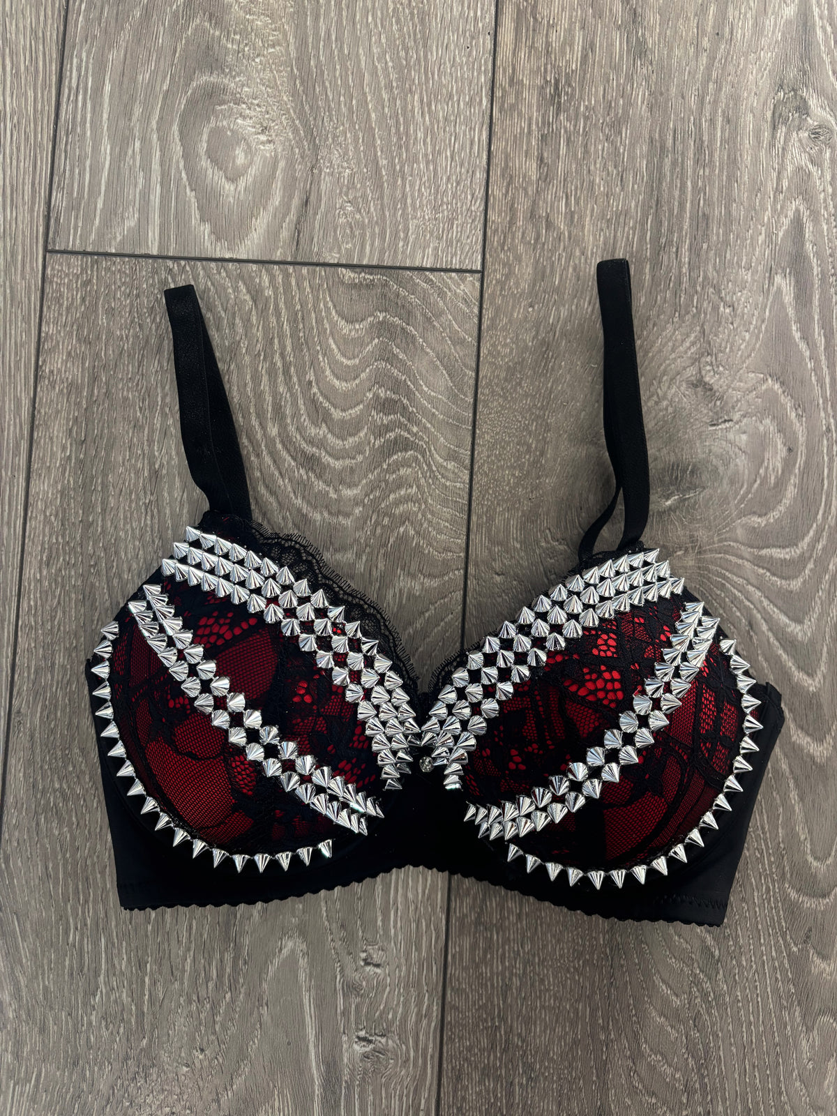 The Red Crossover (no cross) (no stars) Spiked Push up Bra