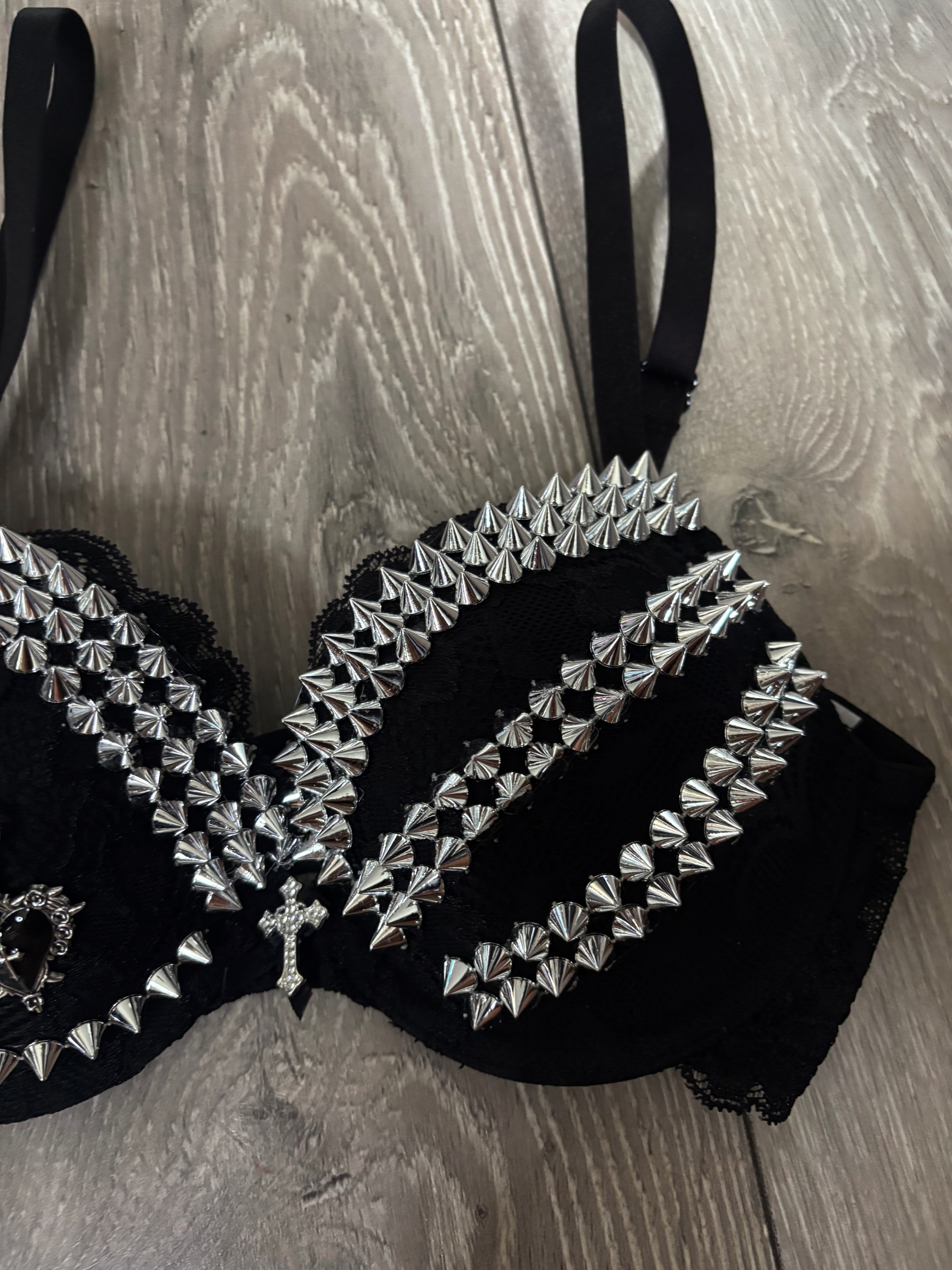The Black Swan (More Sizes) (with cross) Spiked push up bra