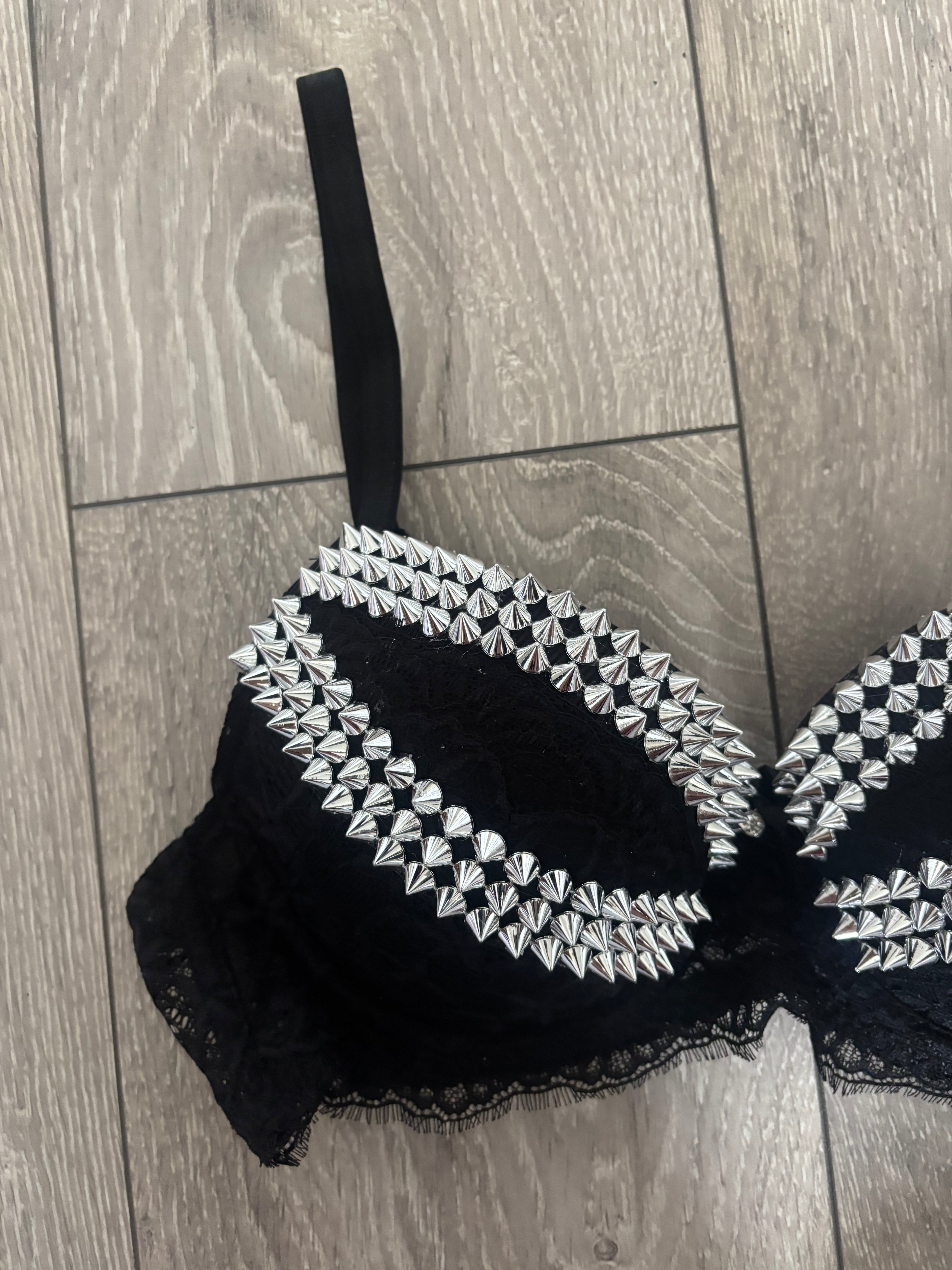 Black Y2K (no cross) Spiked push up bra