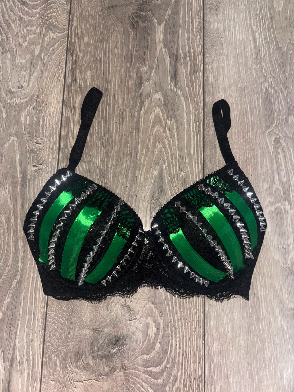 Green Poison Spiked (no cross) Push up bra