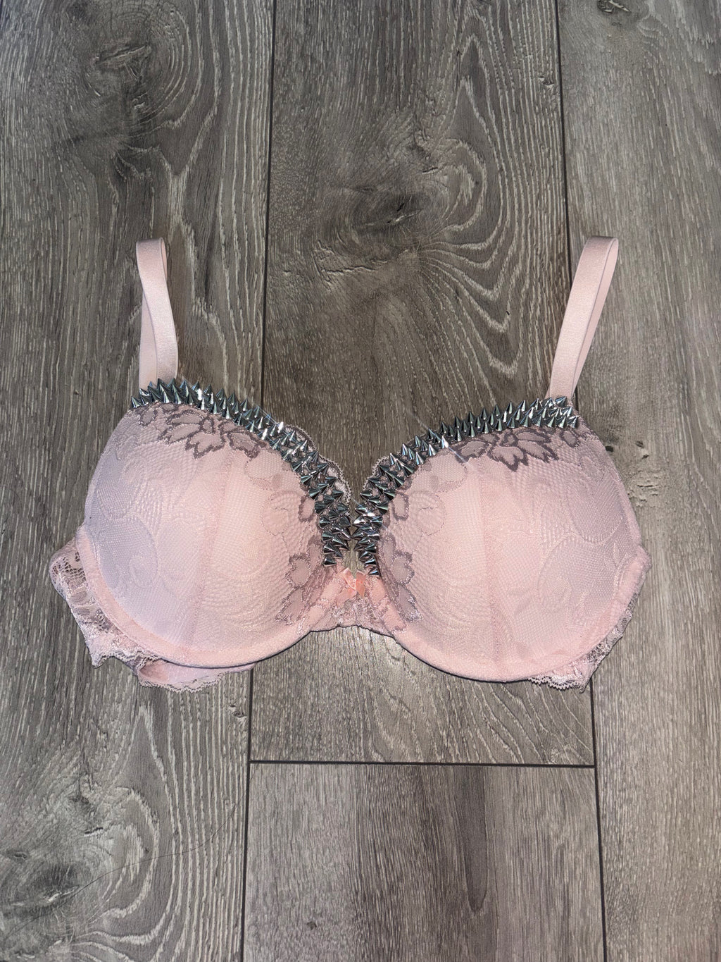 (More sizes) Light Pink Y2K Single Strip Spiked push up bra (no cross)