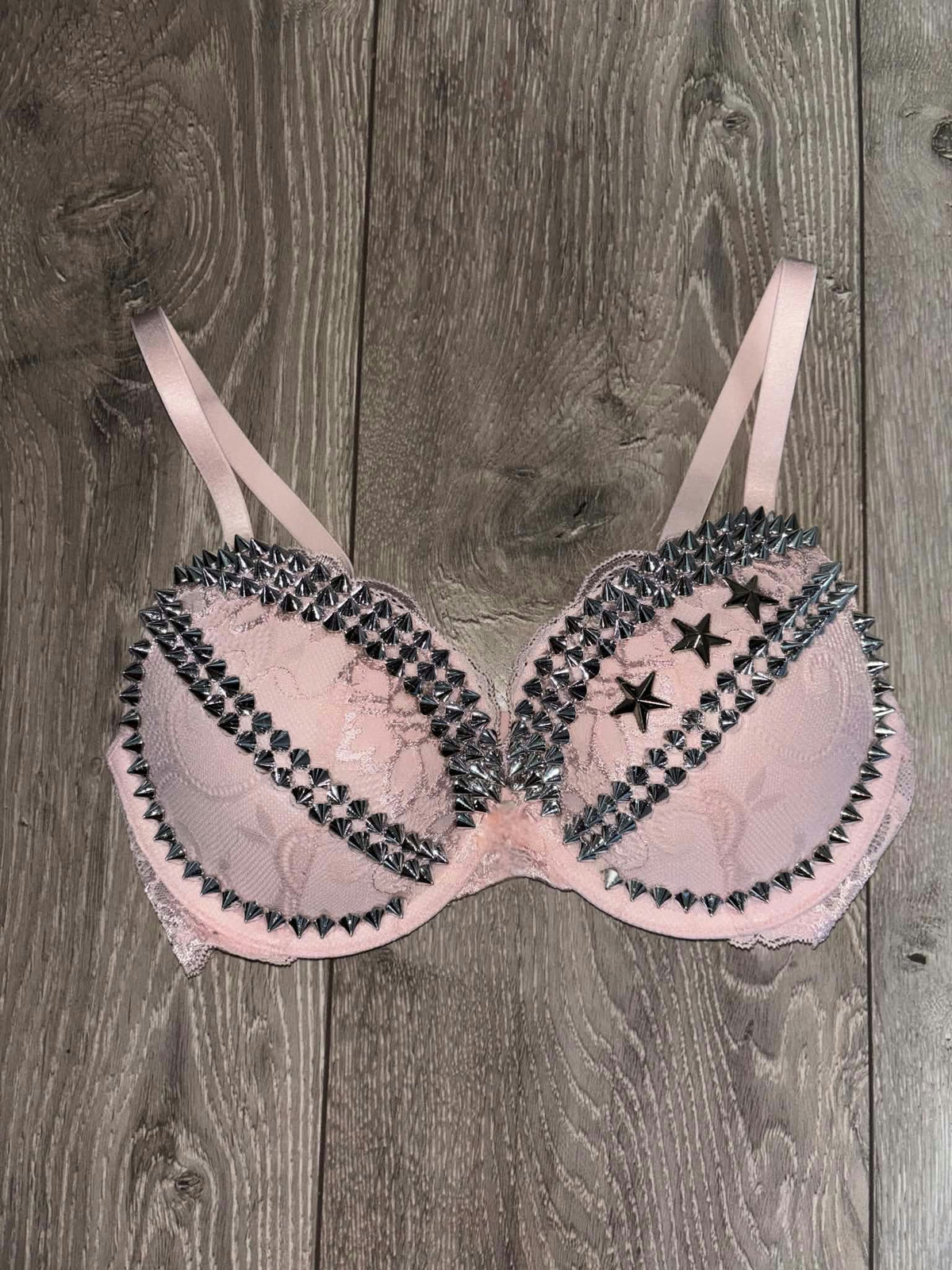 The Light Pink Crossover Spiked (more sizes) (no cross) Push Up Bra
