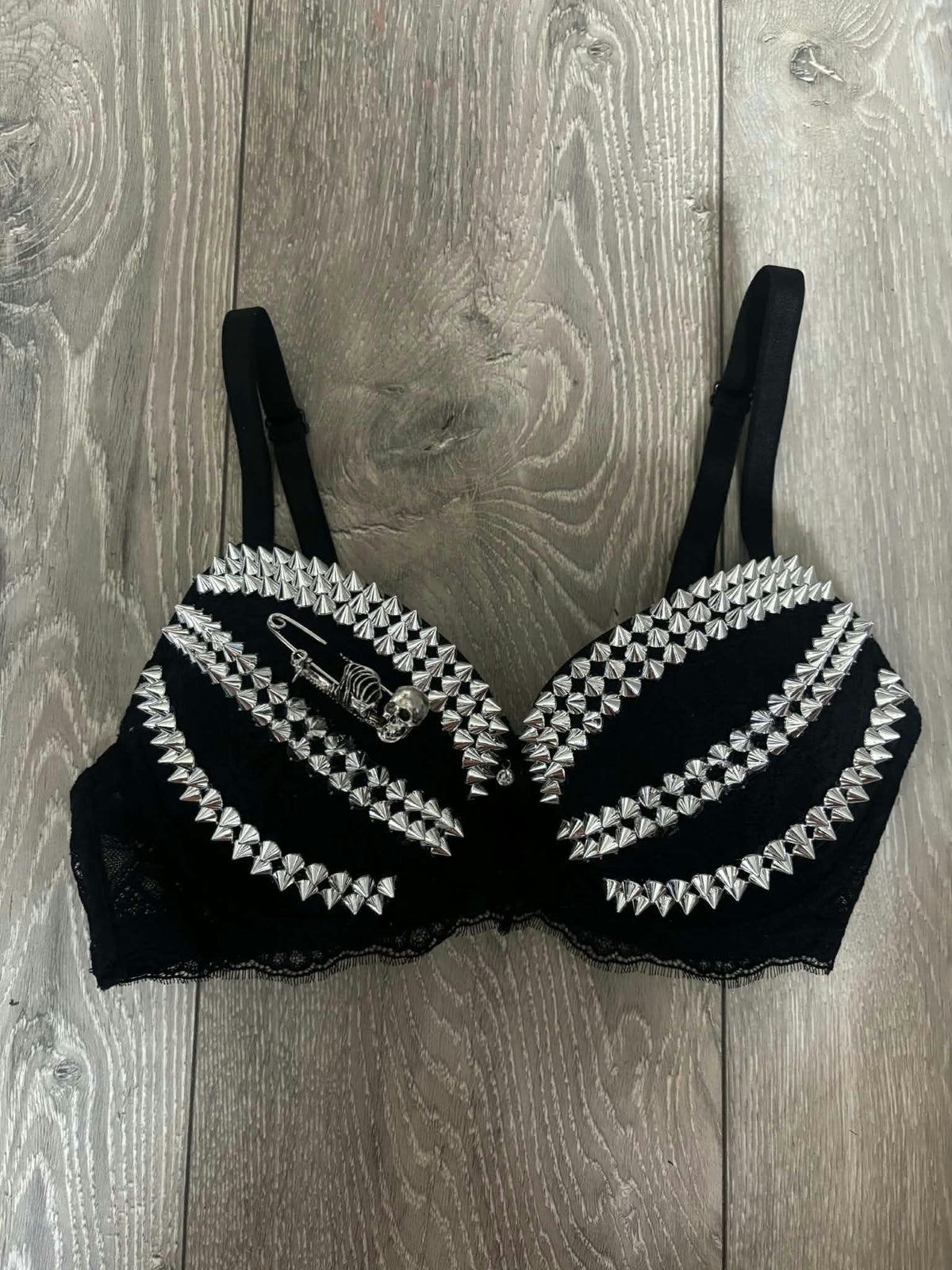 Black Skull Adjustable Pin Spiked push up bra (no cross)