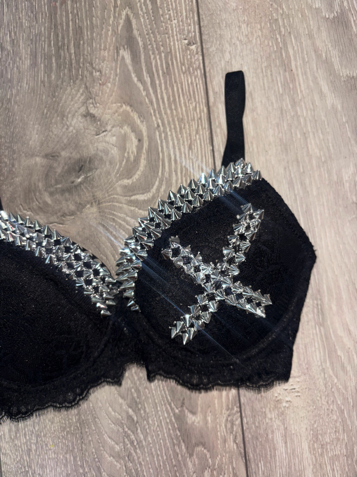 Black Single X Spiked (no cross) push up bra