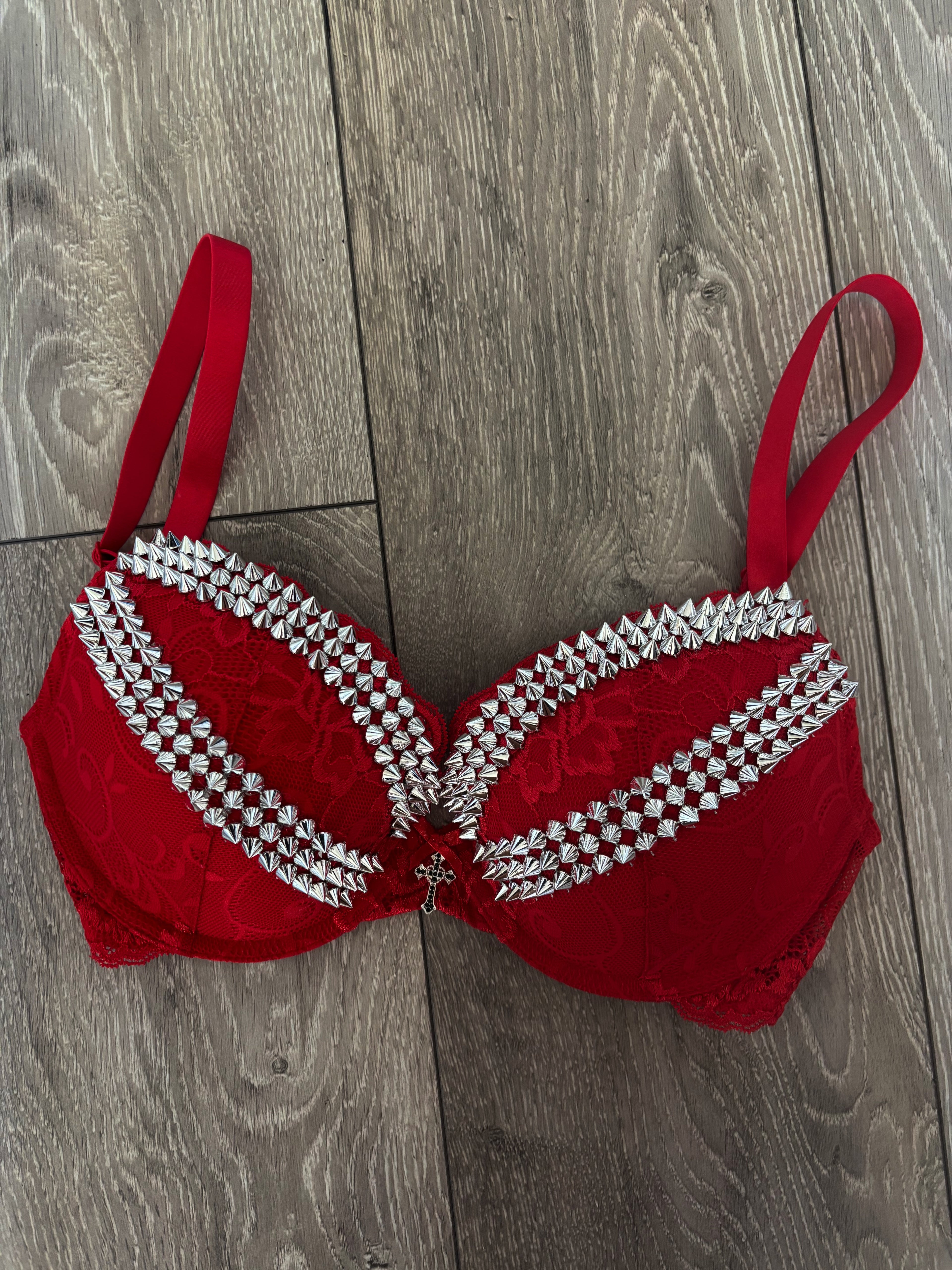 (More sizes) Red Y2K (with cross) spiked push up bra