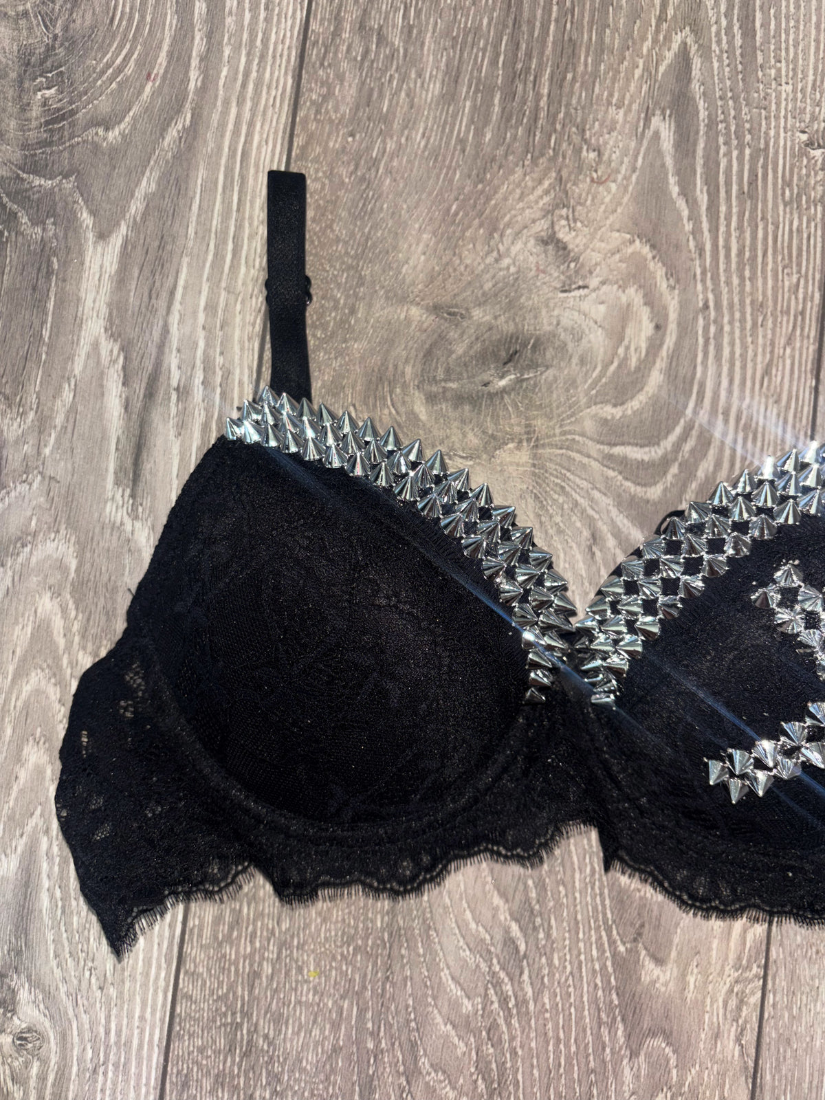 Black Single X Spiked (no cross) push up bra