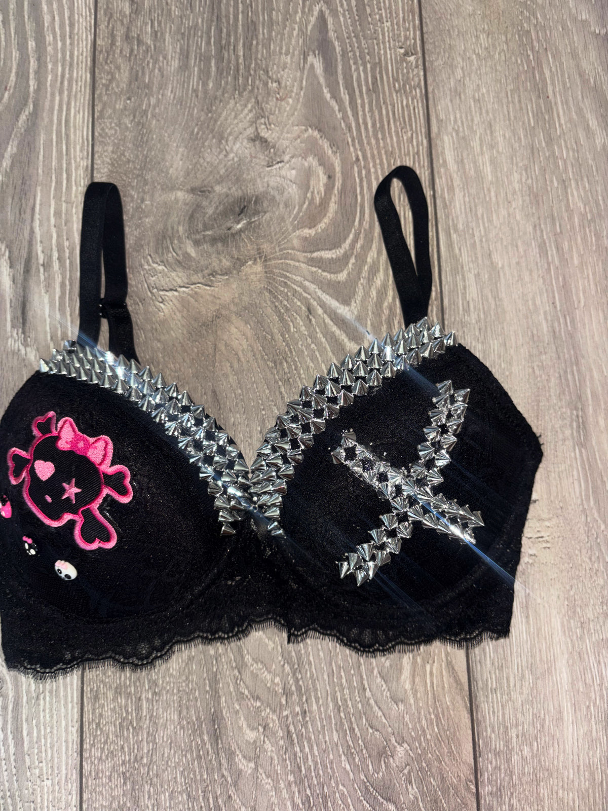 Black Skull Crush Spiked (no cross) push up bra