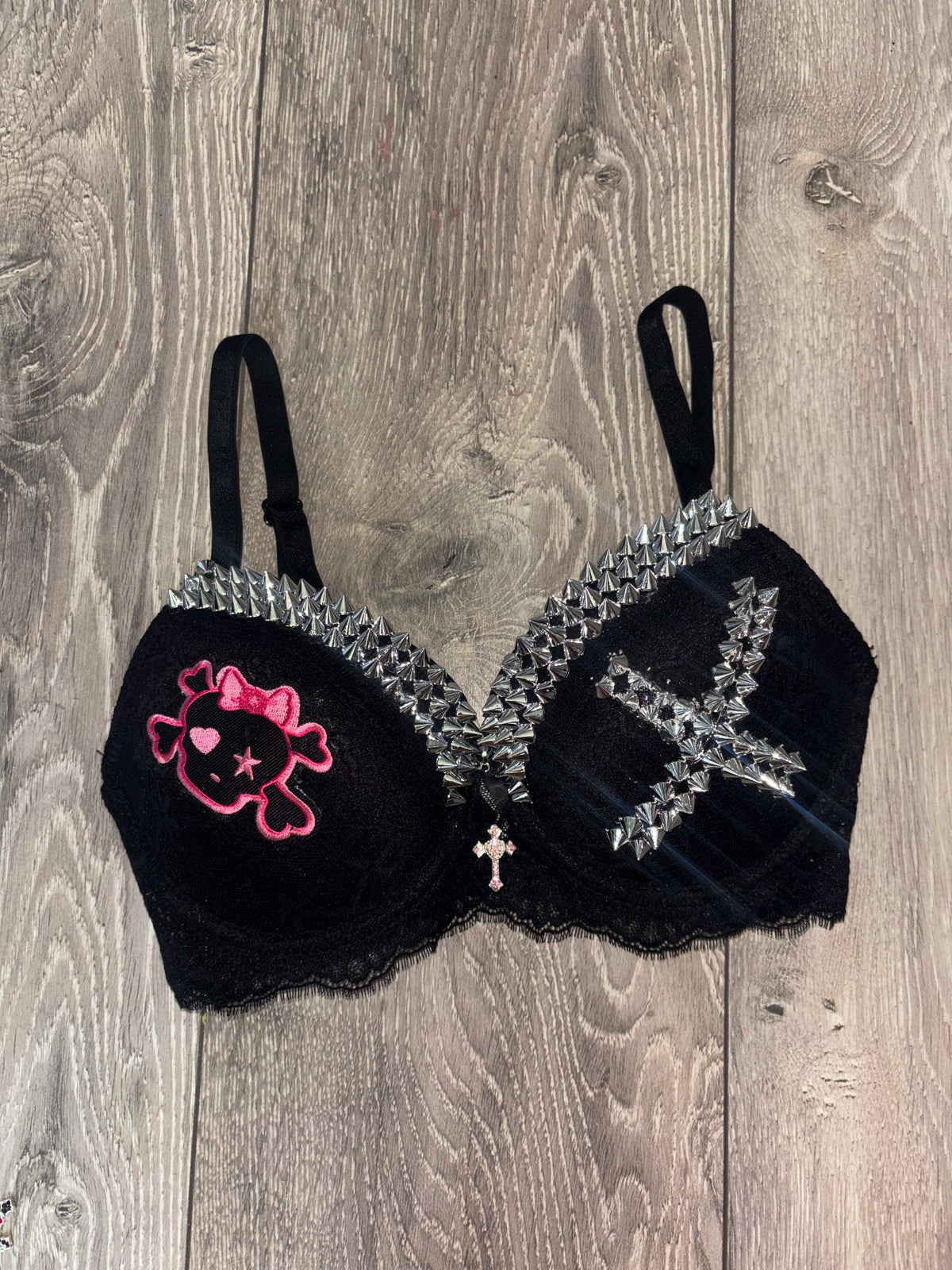 Black Skull Crush Spiked (no mini skulls) (with cross) push up bra