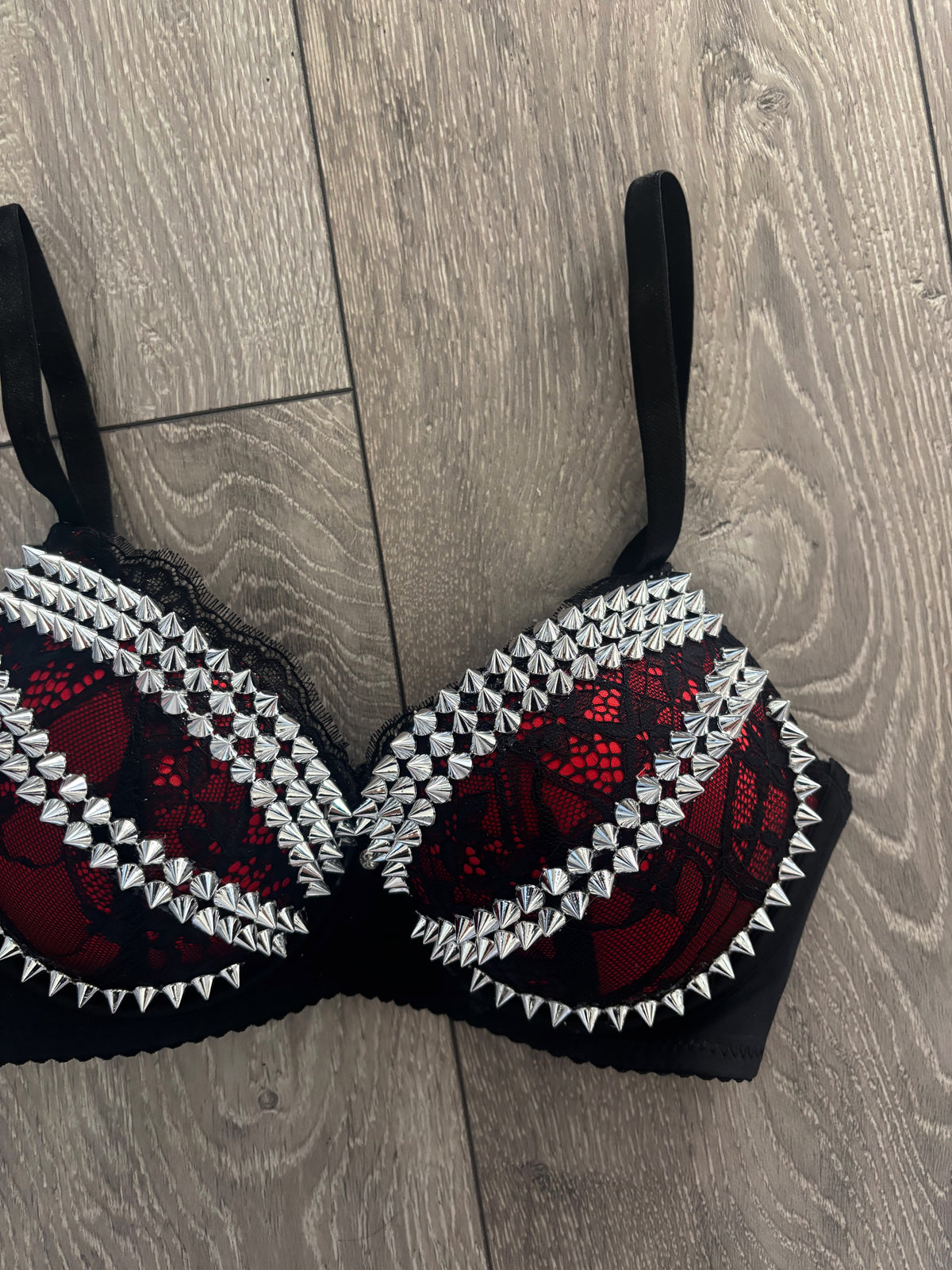 The Red Crossover (no cross) (no stars) Spiked Push up Bra