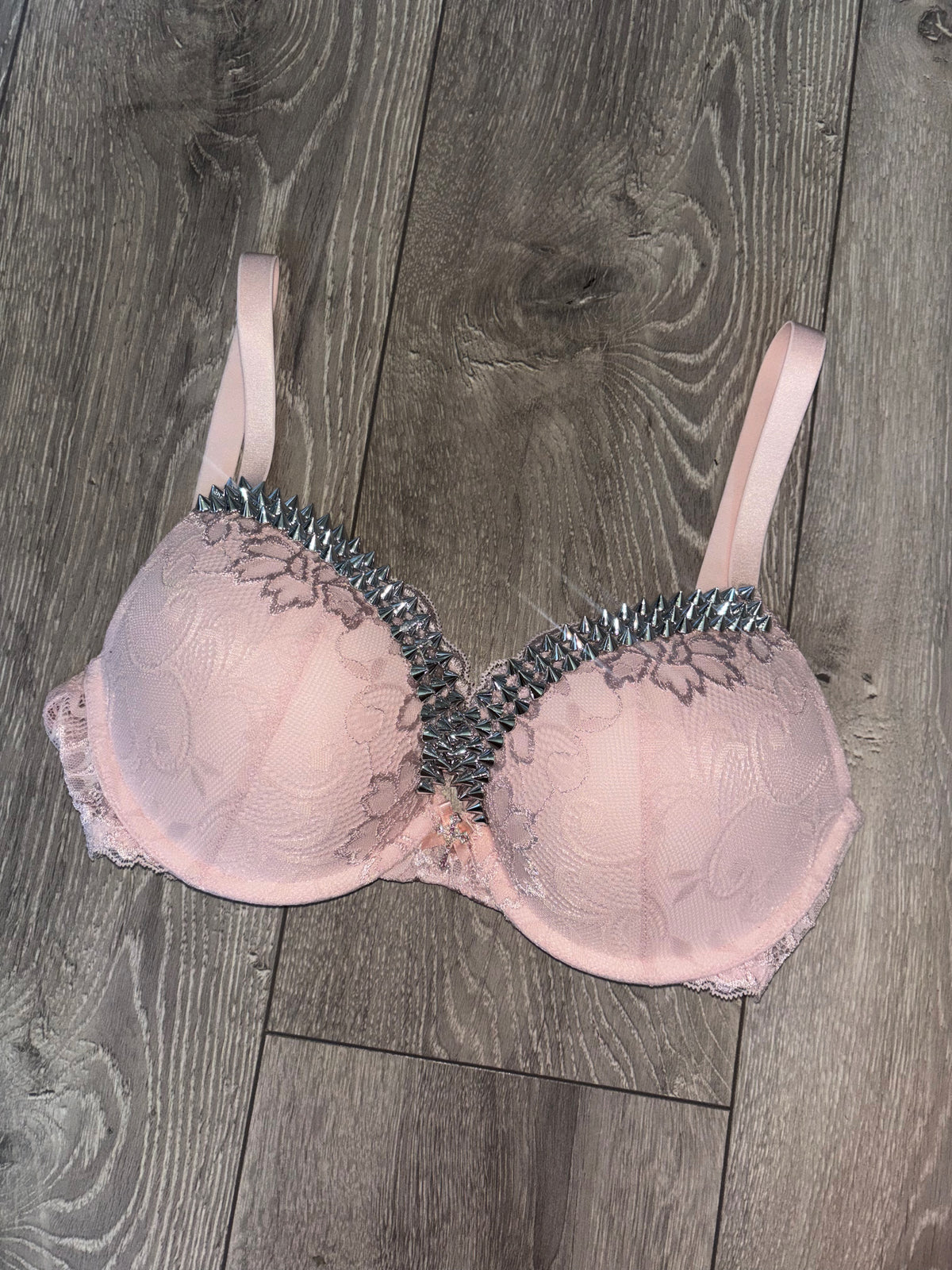 (More sizes) Light Pink Y2K Single Strip Spiked push up bra (with cross)