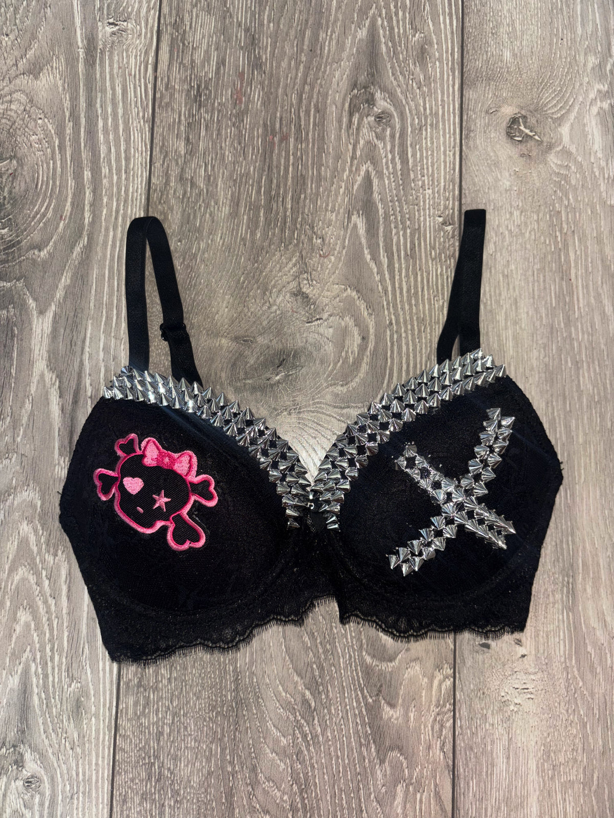 Black Skull Crush Spiked (no mini skulls) (no cross) push up bra
