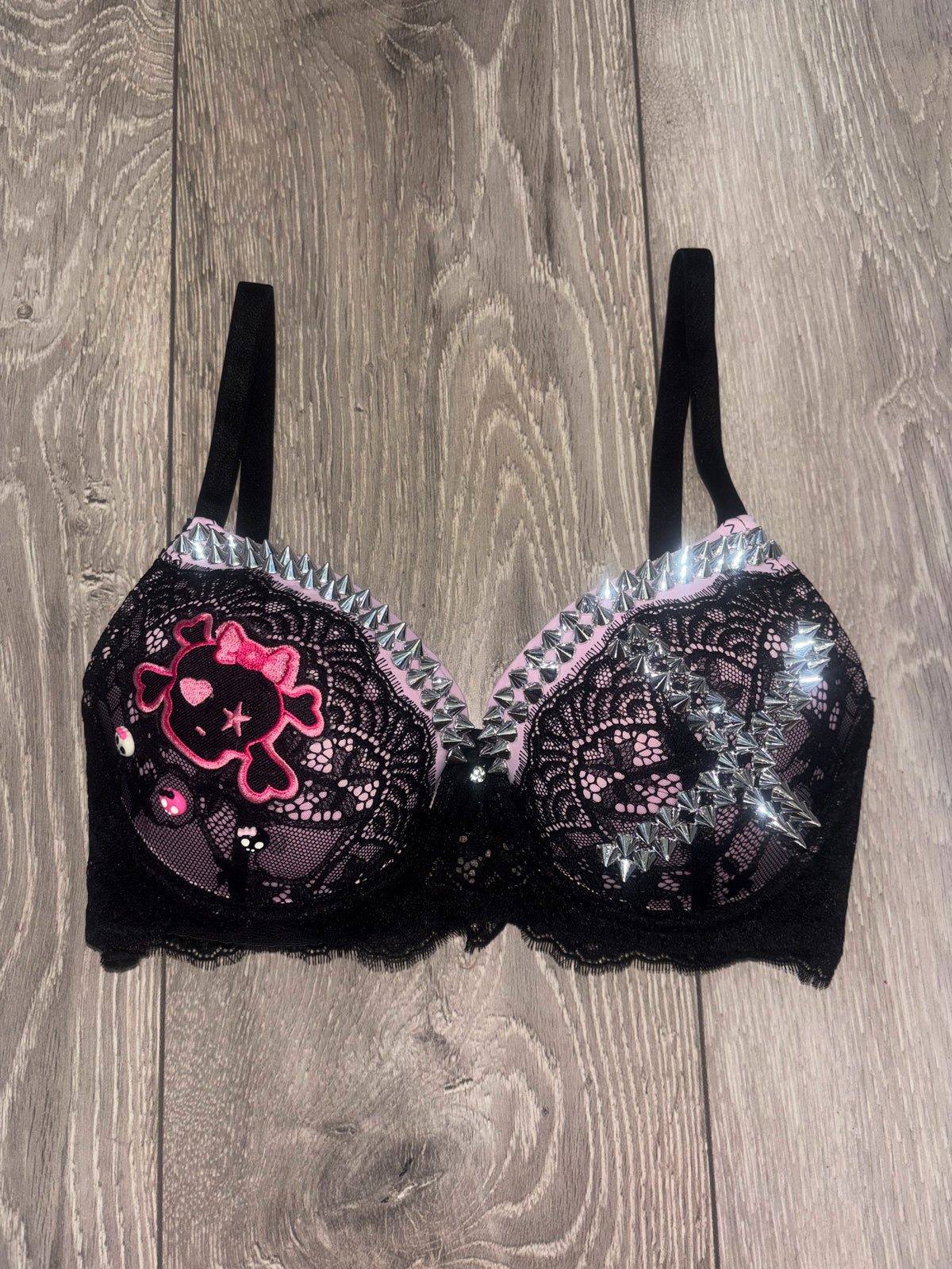 Pink Skull Crush Spiked (no cross) push up bra
