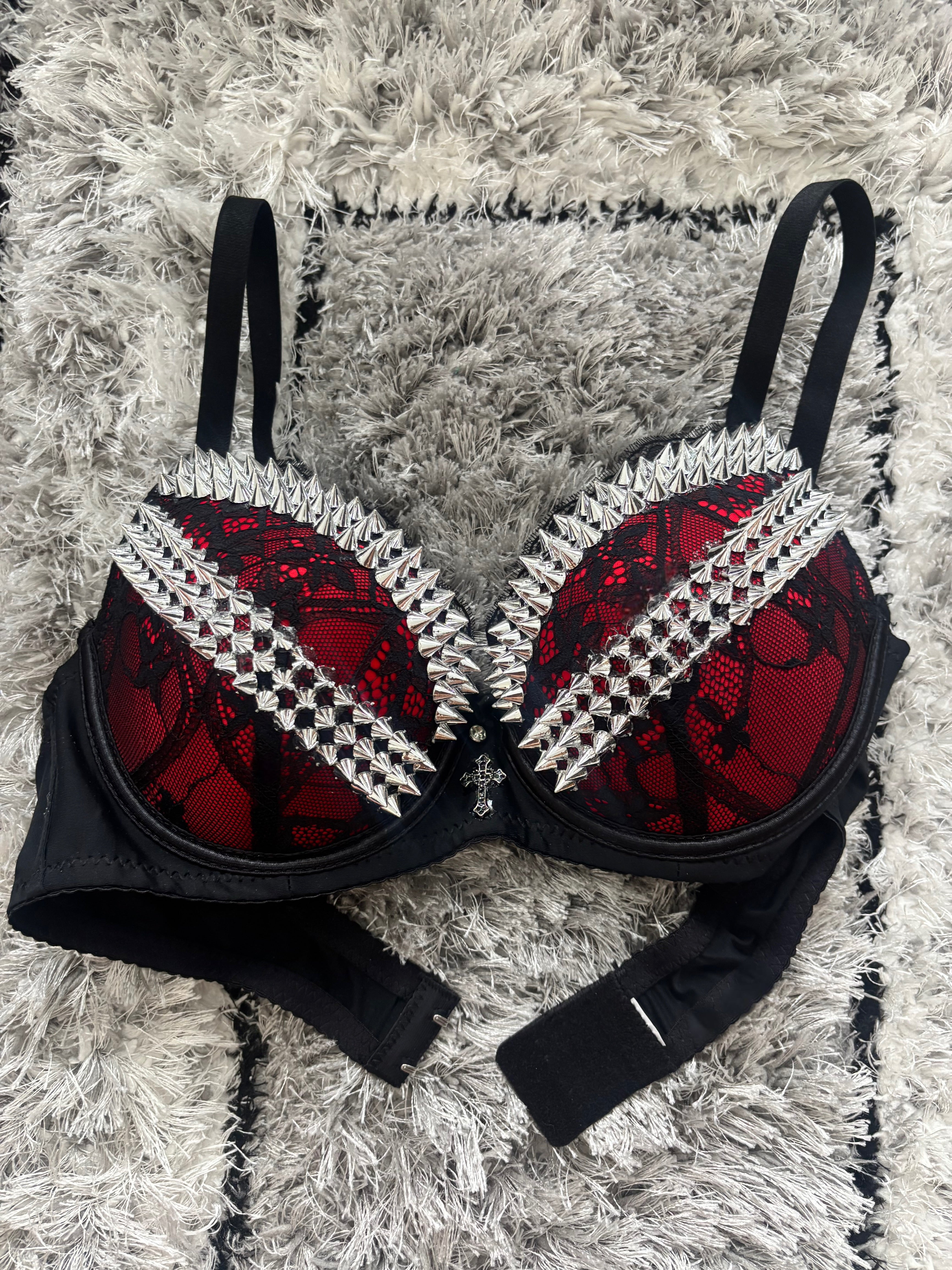 Red and black Y2K (with cross) Spiked push up bra