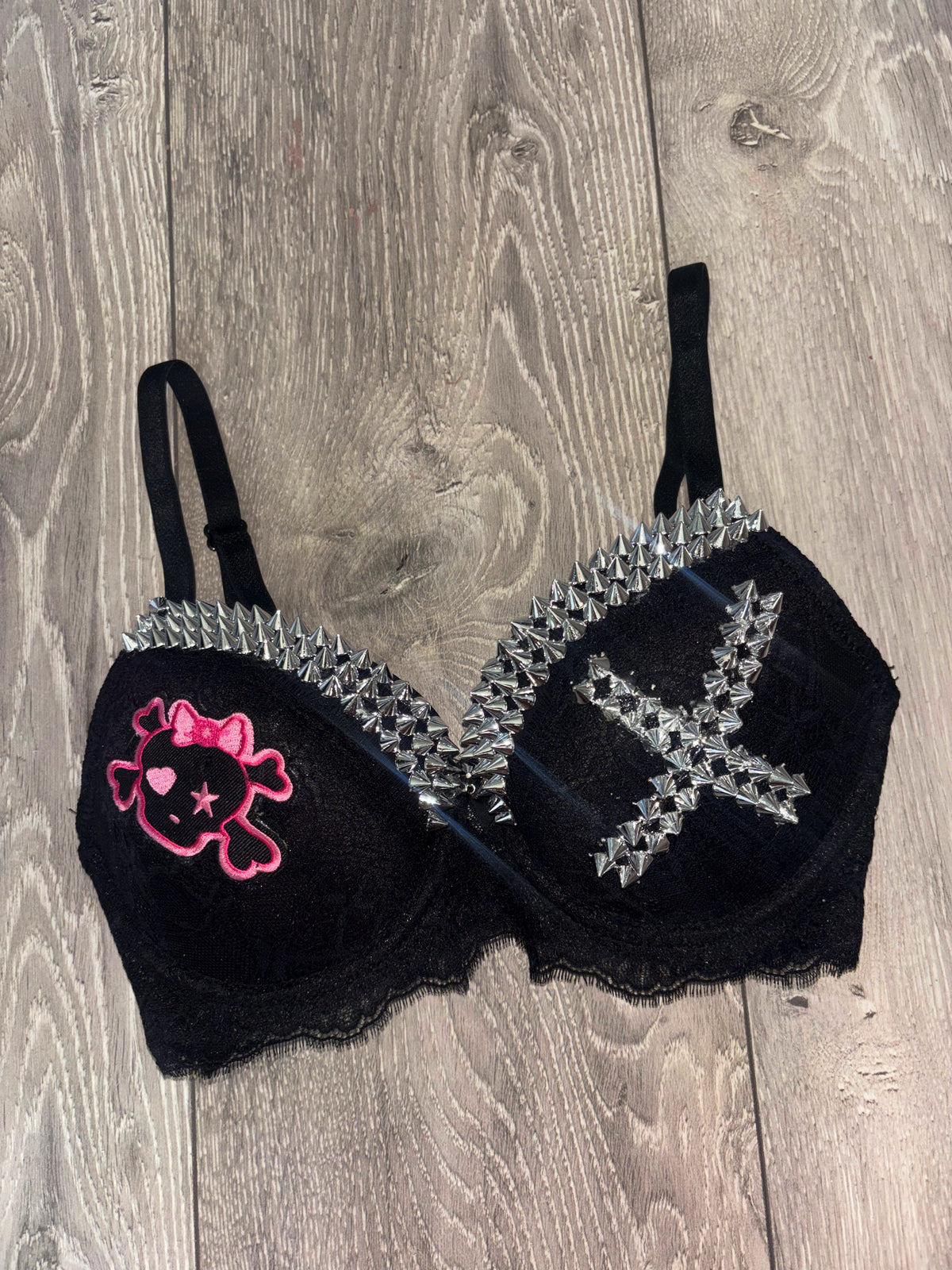 Black Skull Crush Spiked (no mini skulls) (no cross) push up bra