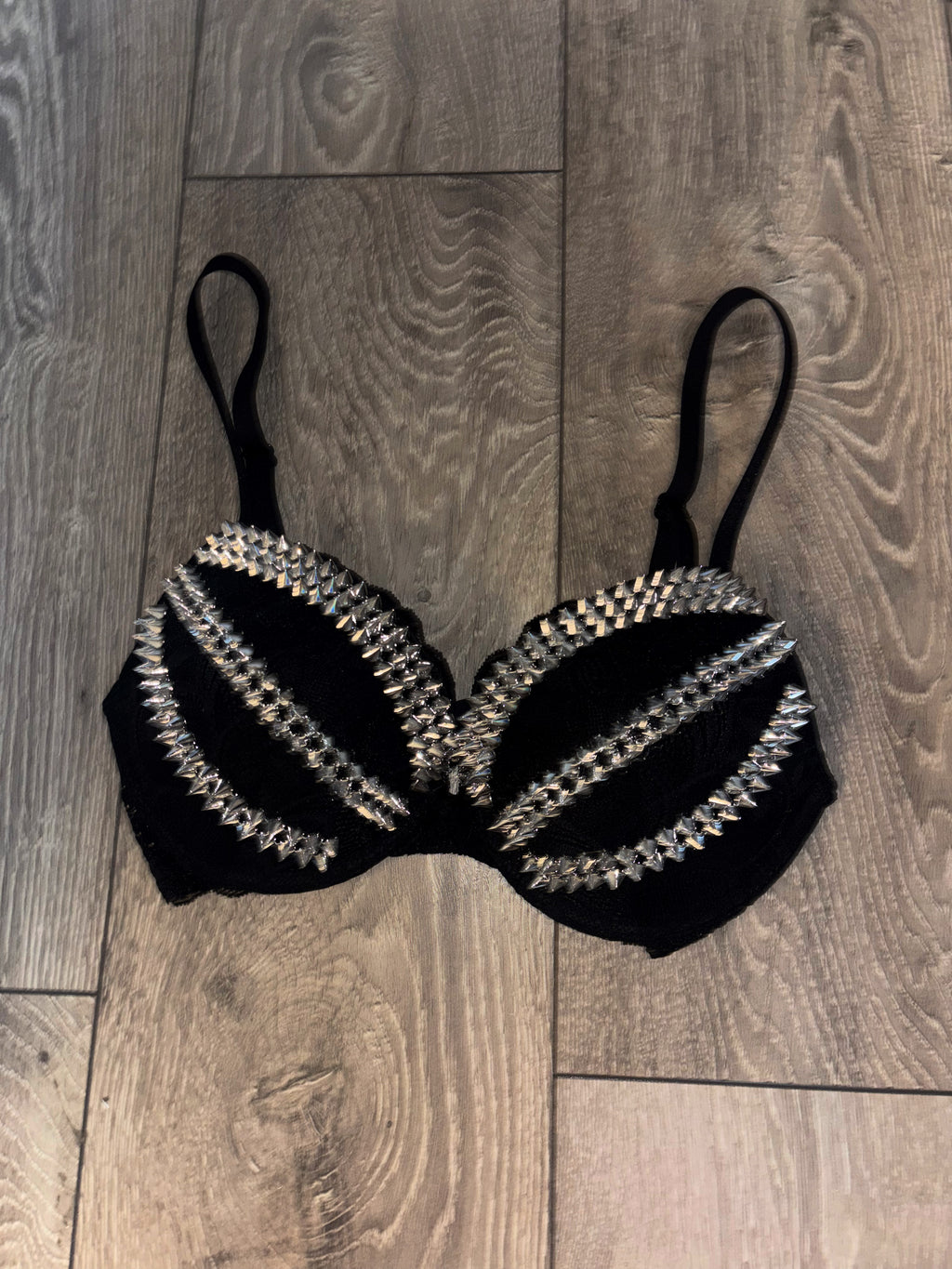 (More sizes) Triple Spiked black Y2K (without cross) push up bra