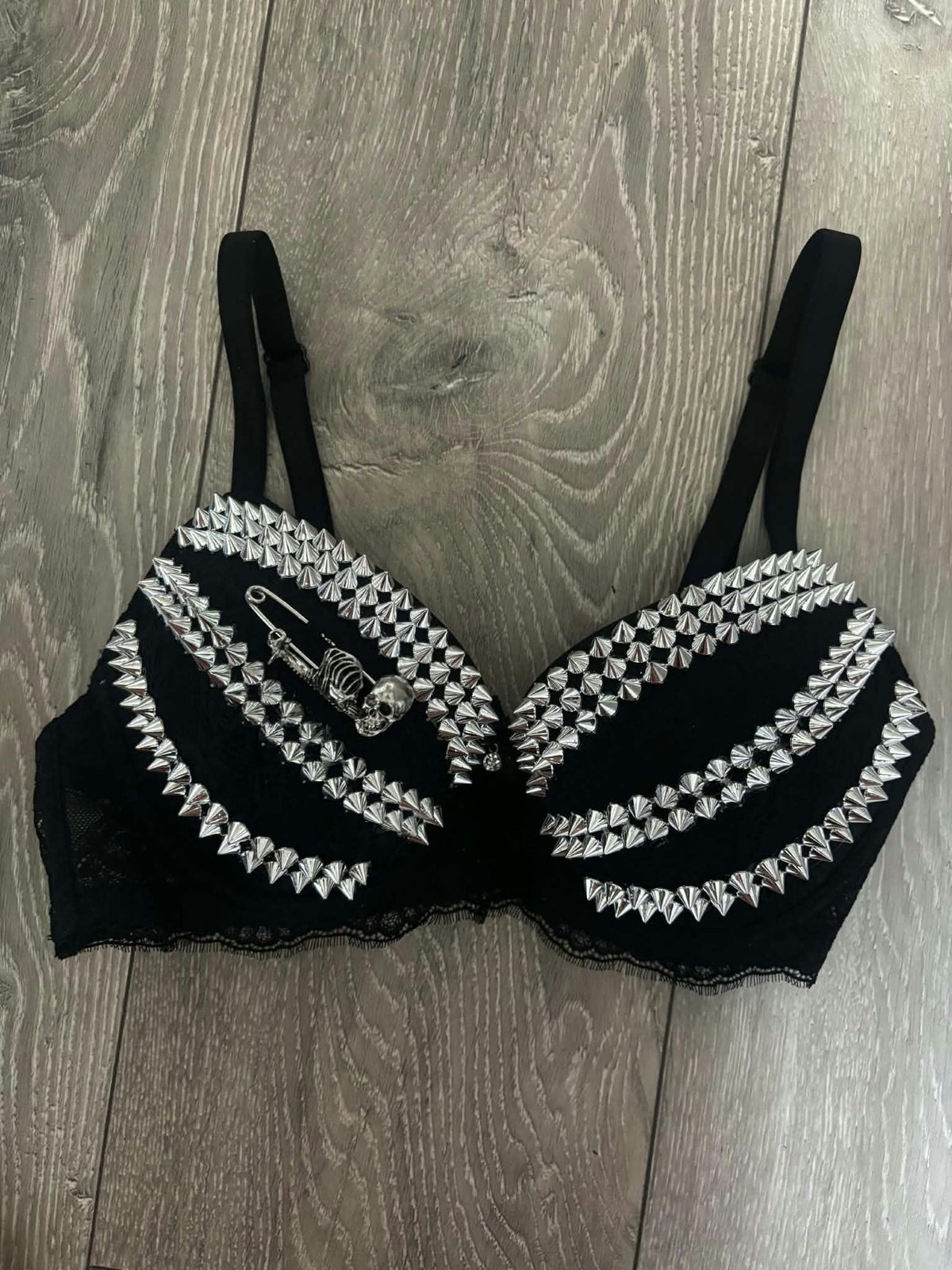 Black Skull Adjustable Pin Spiked push up bra (no cross)