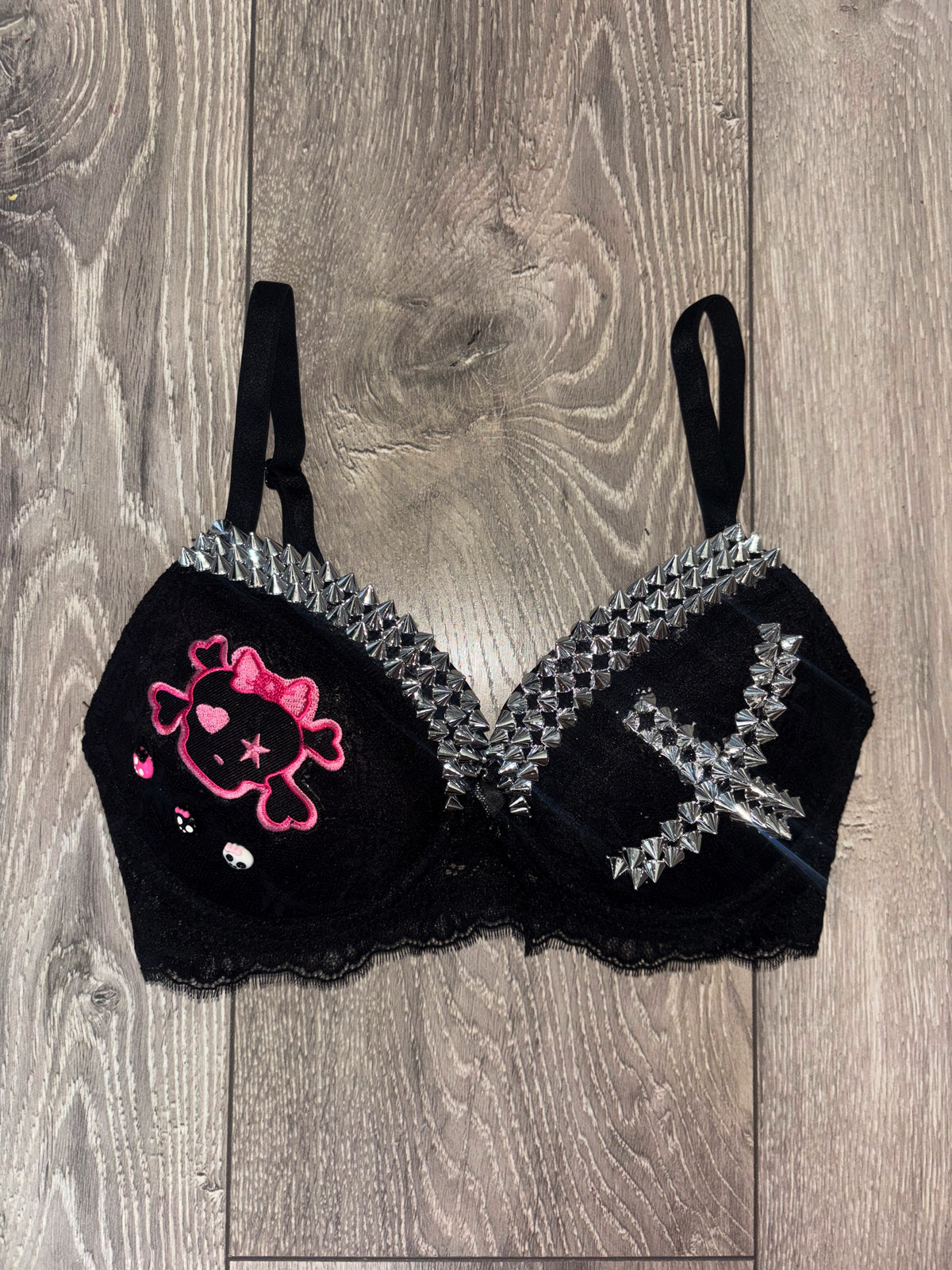 Black Skull Crush Spiked (no cross) push up bra
