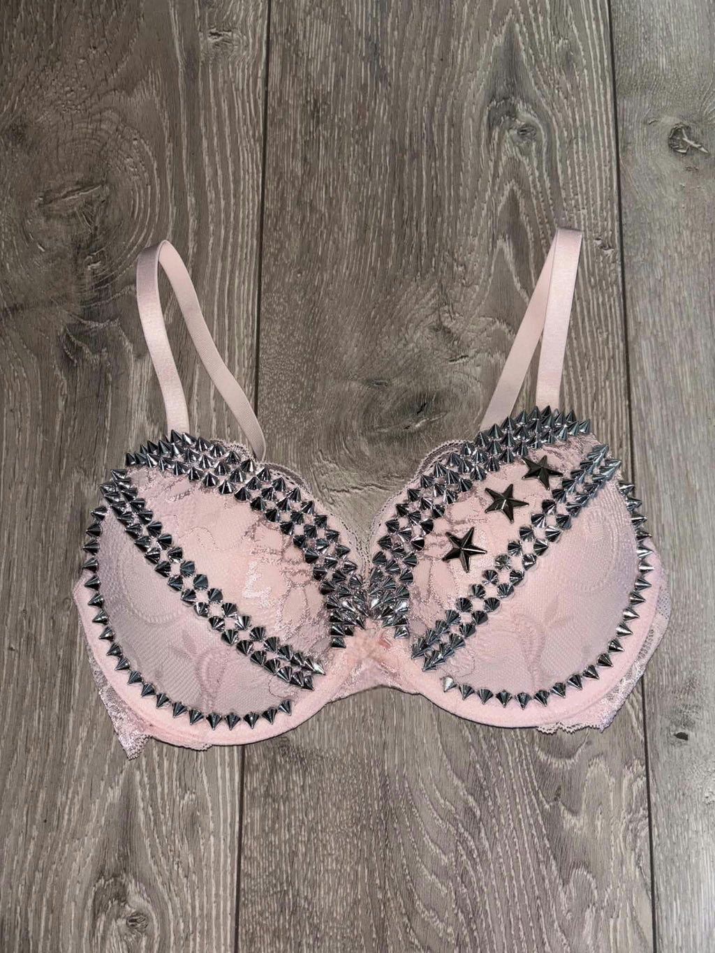 The Light Pink Crossover Spiked (more sizes) (no cross) Push Up Bra
