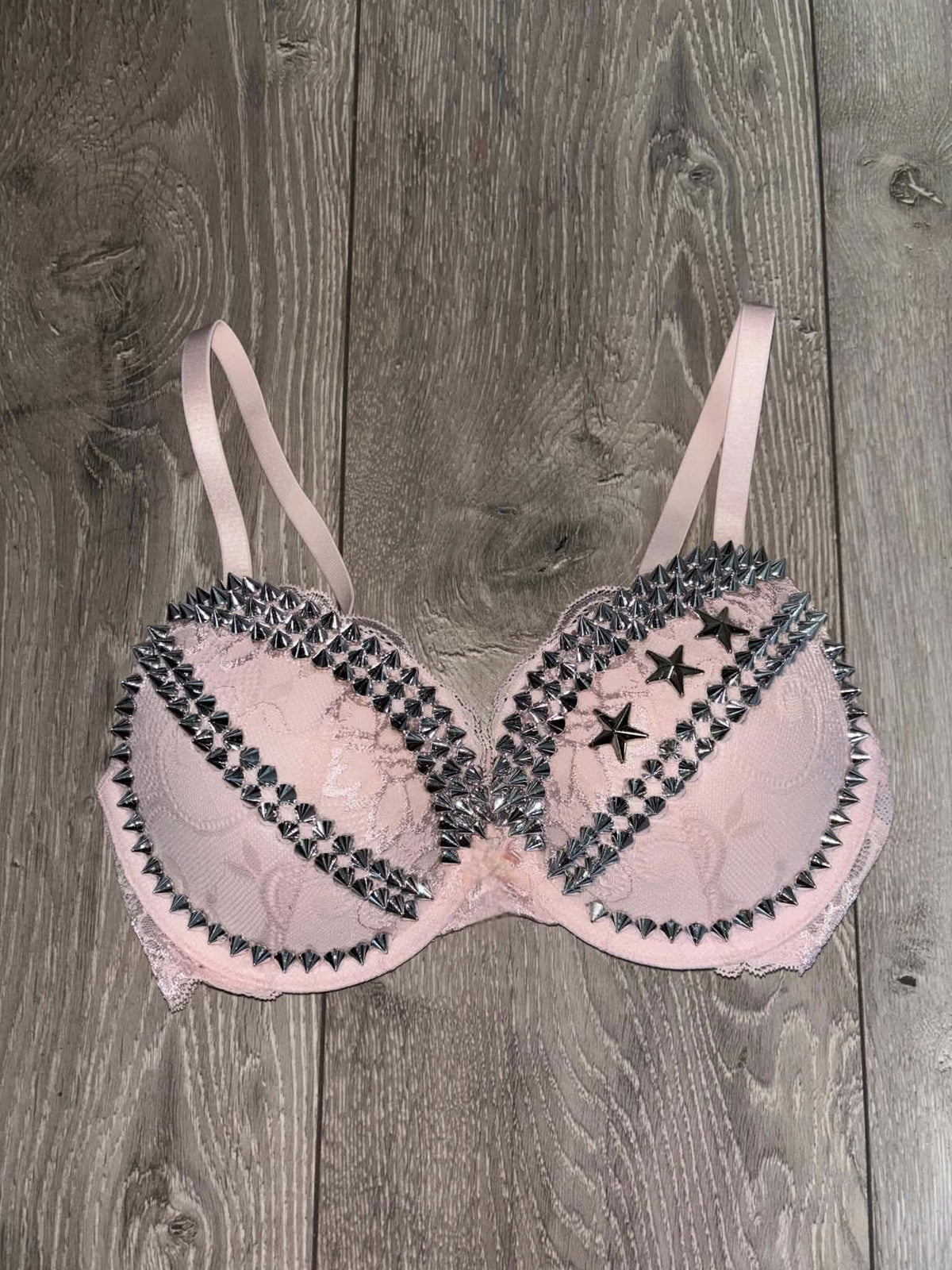 The Light Pink Crossover Spiked (more sizes) (no cross) Push Up Bra