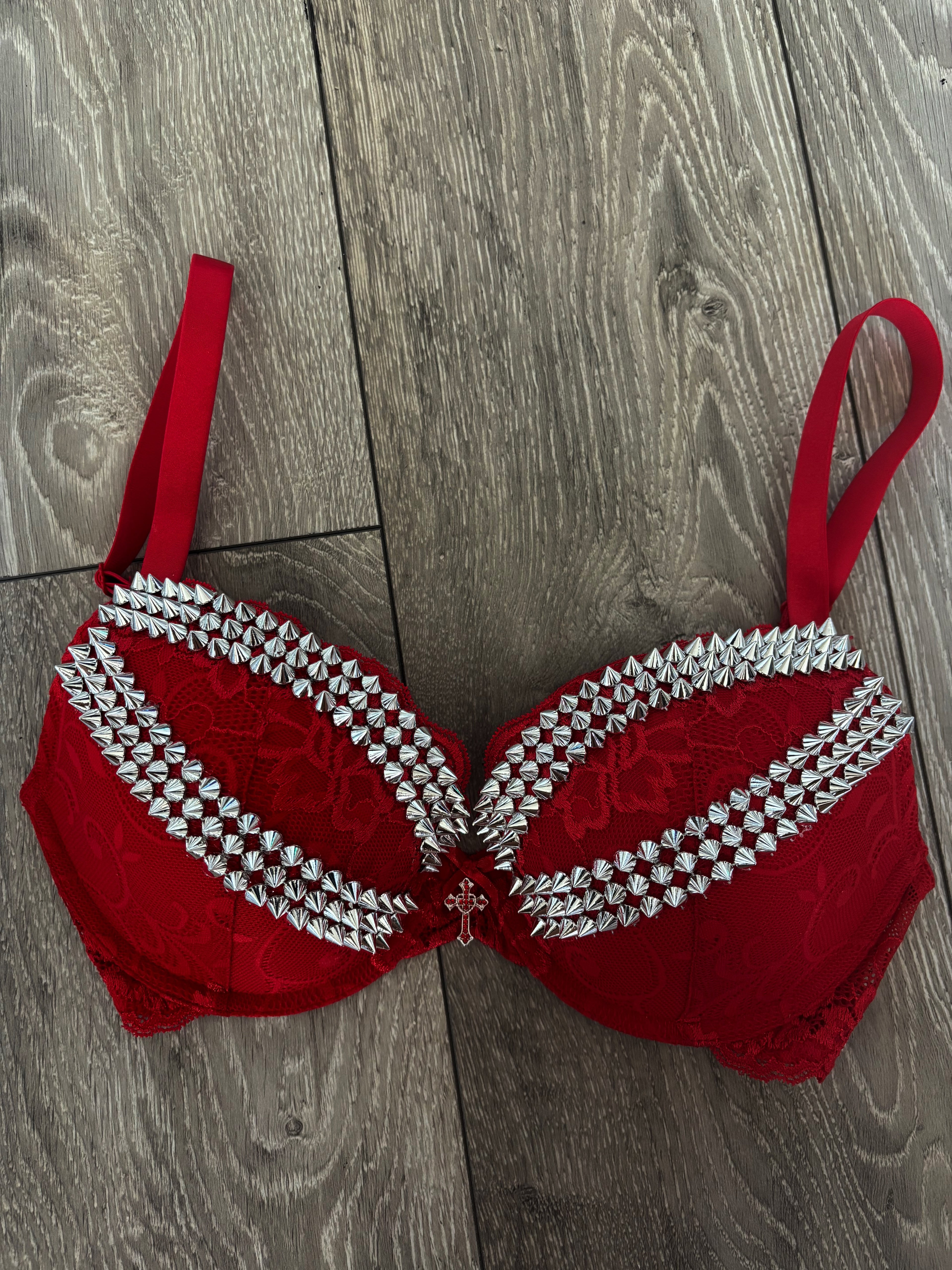 (More sizes) Red Y2K (with cross) spiked push up bra