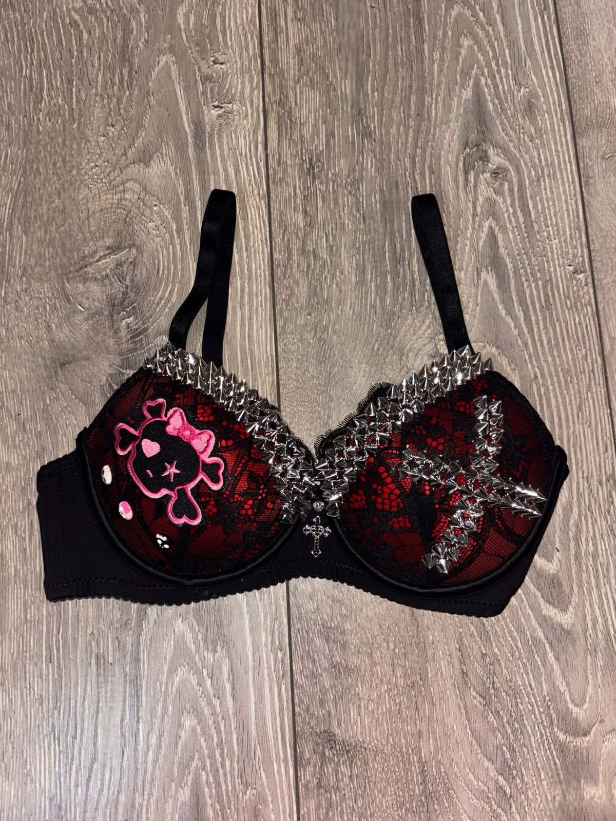 Red Skull Crush Spiked (with cross) push up bra