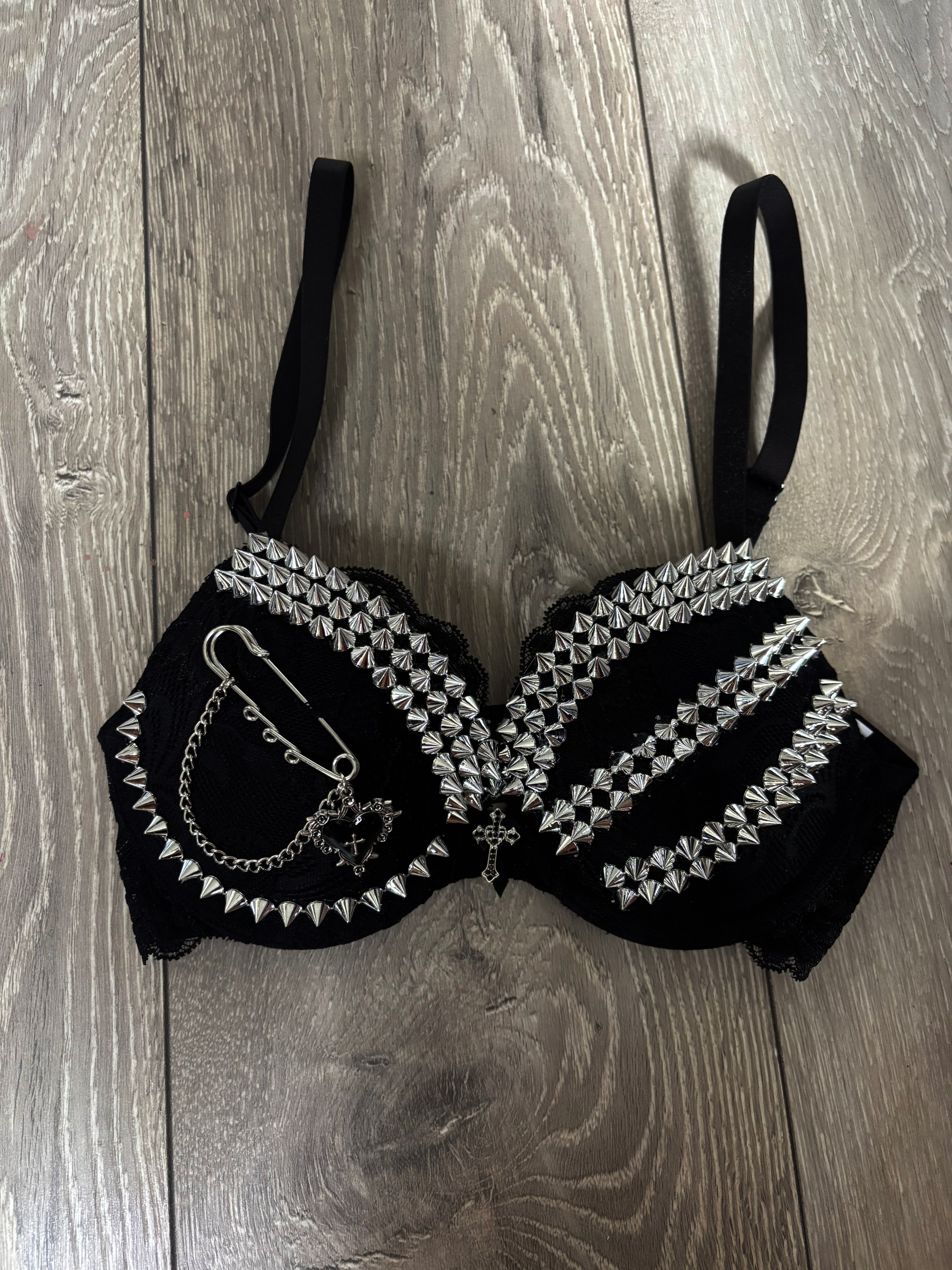 The Black Swan (More Sizes) (with cross) Spiked push up bra