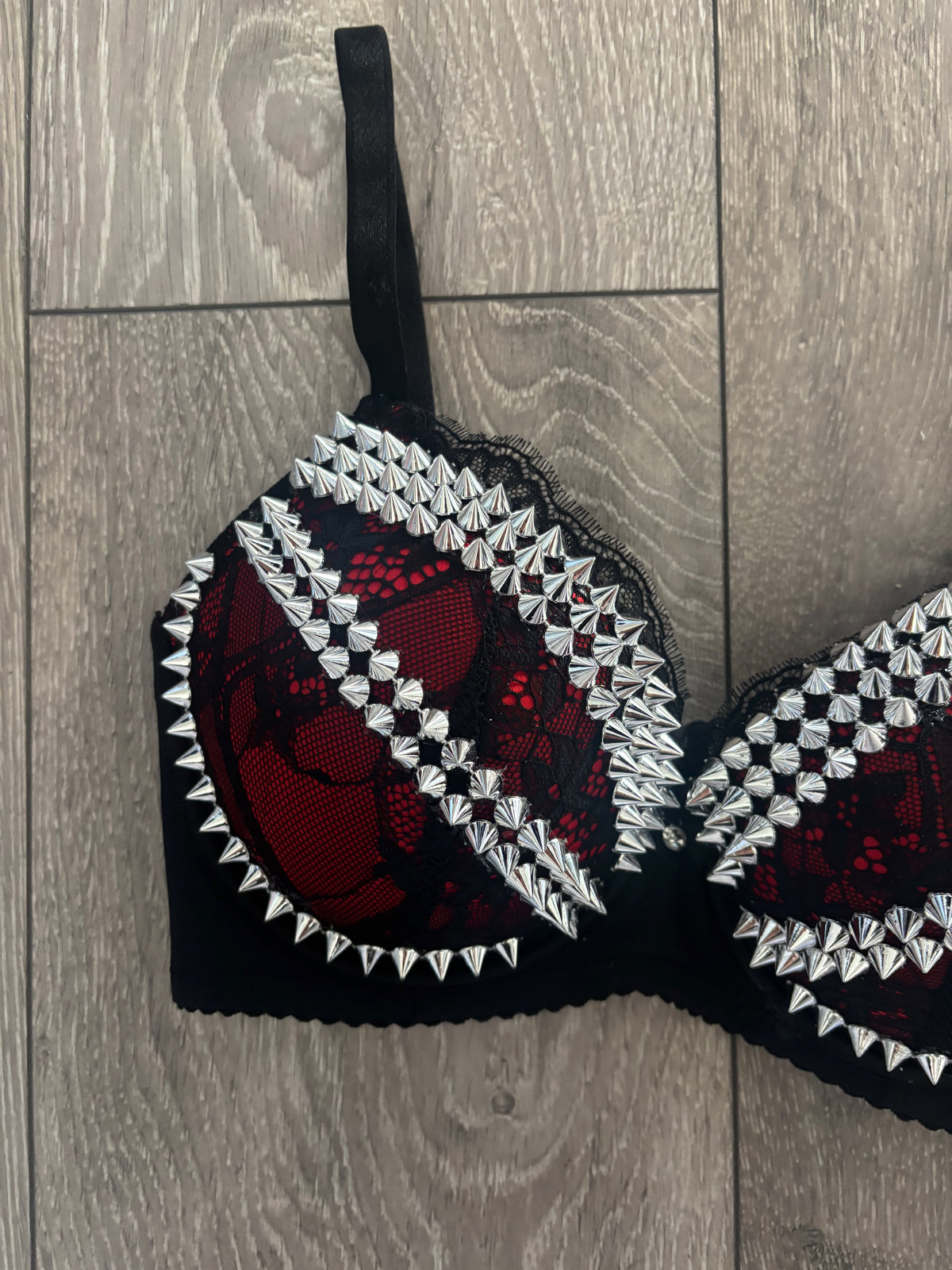 The Red Crossover (no cross) (no stars) Spiked Push up Bra